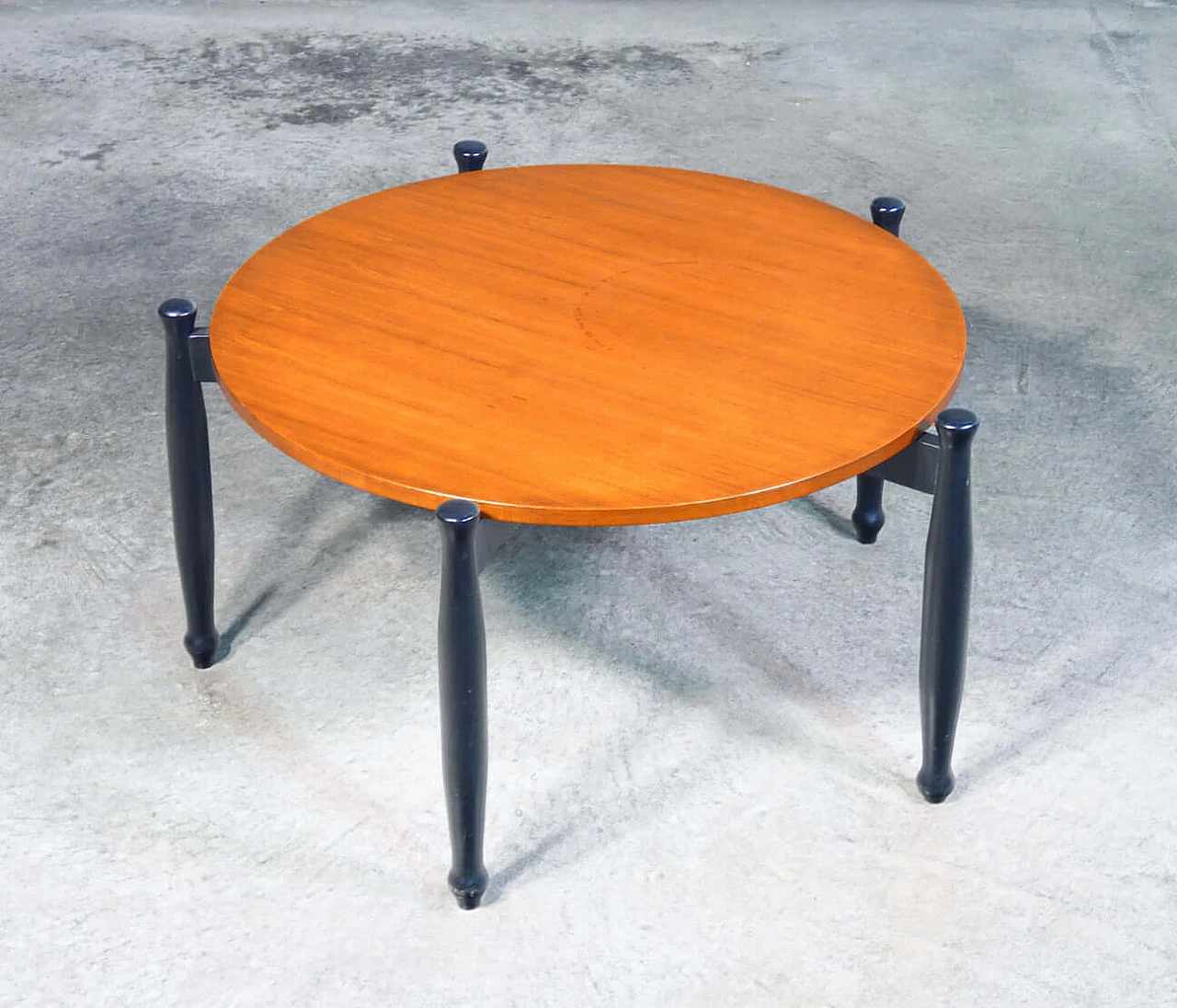 Coffee table in lacquered and veneered wood, 1970s 1