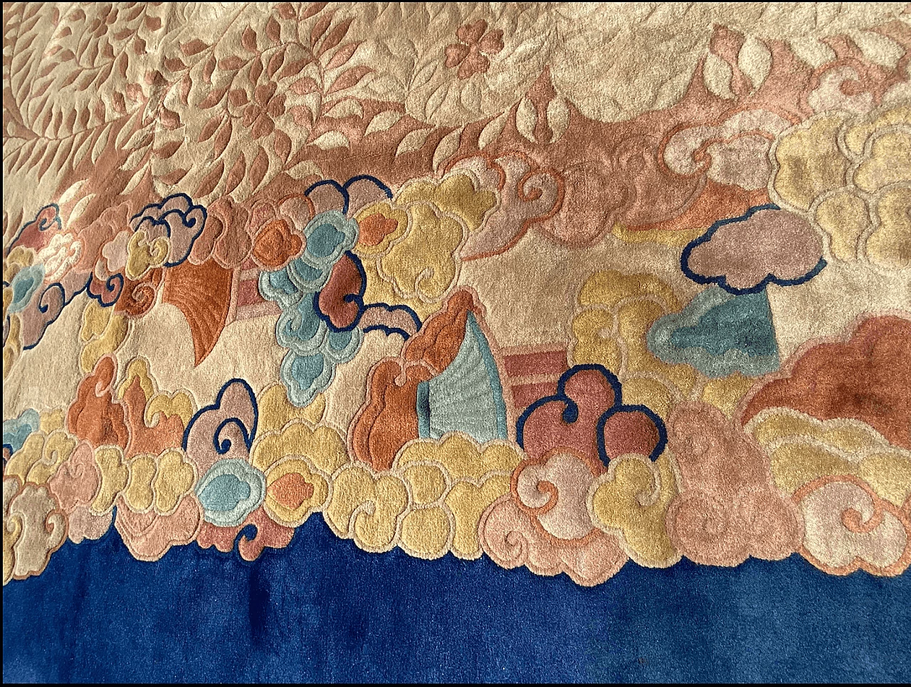 Tappeto cinese Art Déco floreale blu e avorio, anni '40 2