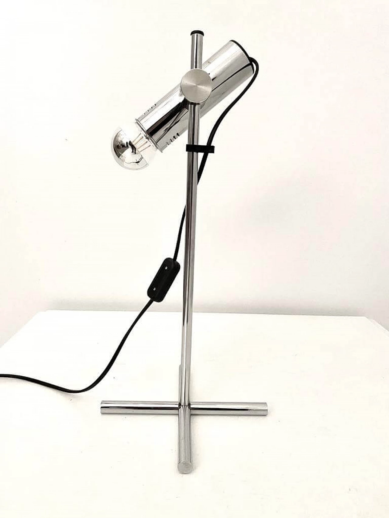 Coppia di lampade da tavolo in acciaio cromato di Targetti Sankey, anni '70 17