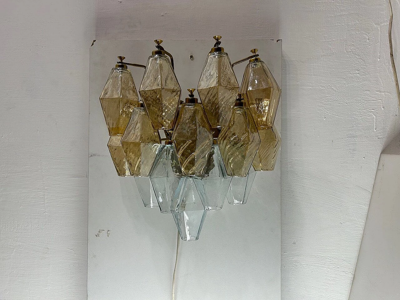 Pair of wall lights with Murano glass polygonal elements, 1970s 5