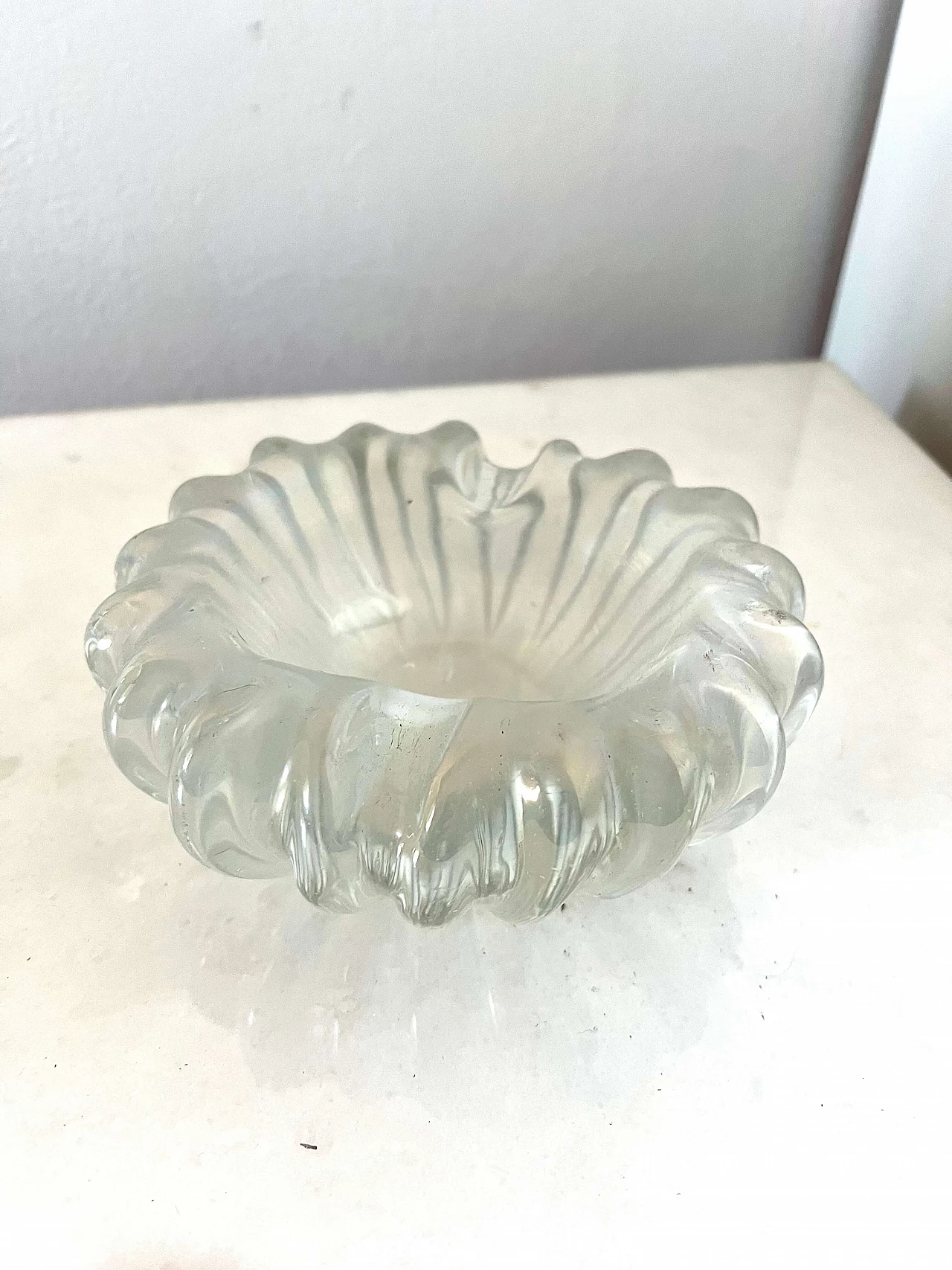 Opalescent glass bowl by Barovier, 1940s 7
