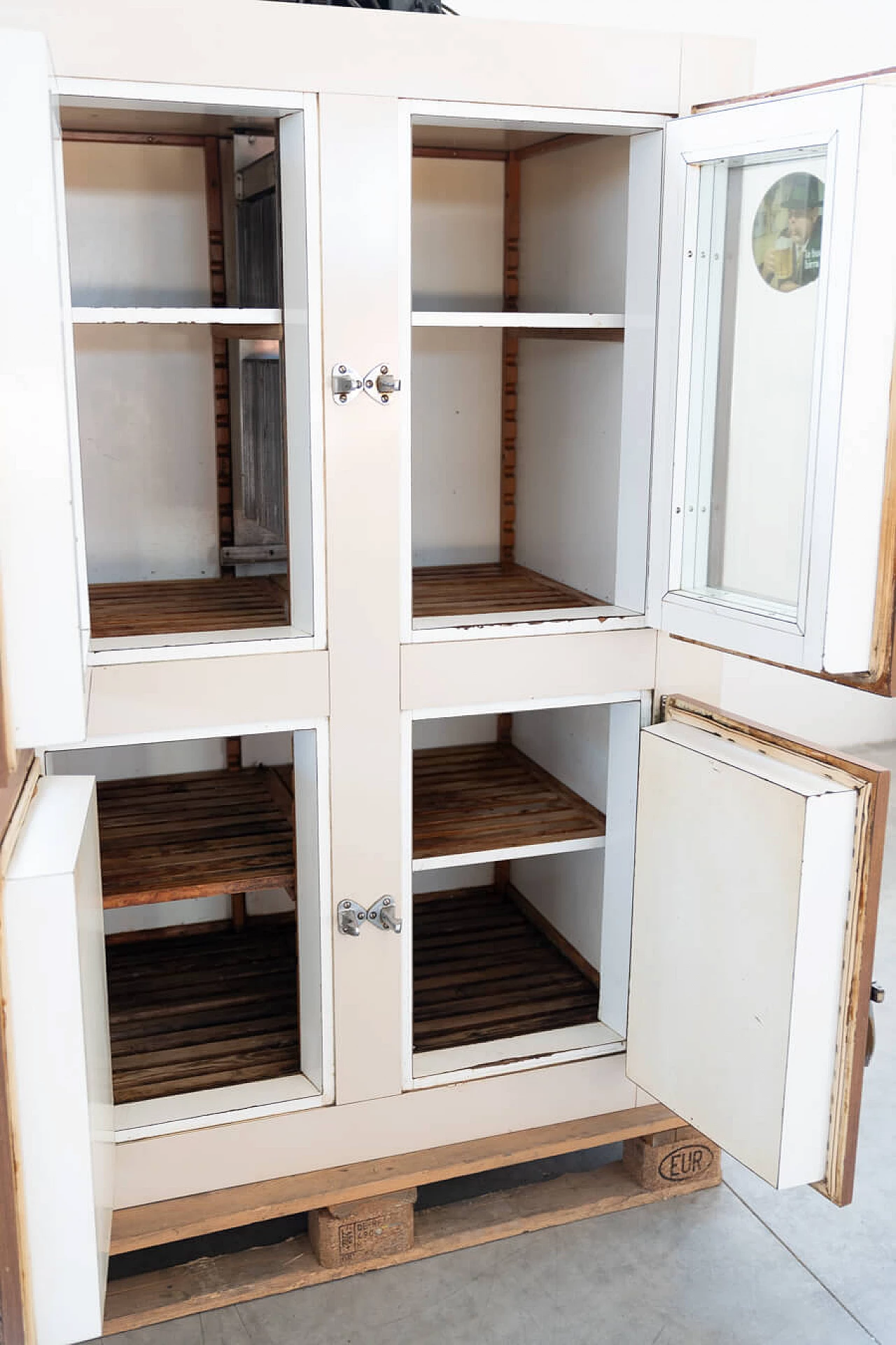 Refrigerator cell by Birra Moretti, 60s 12