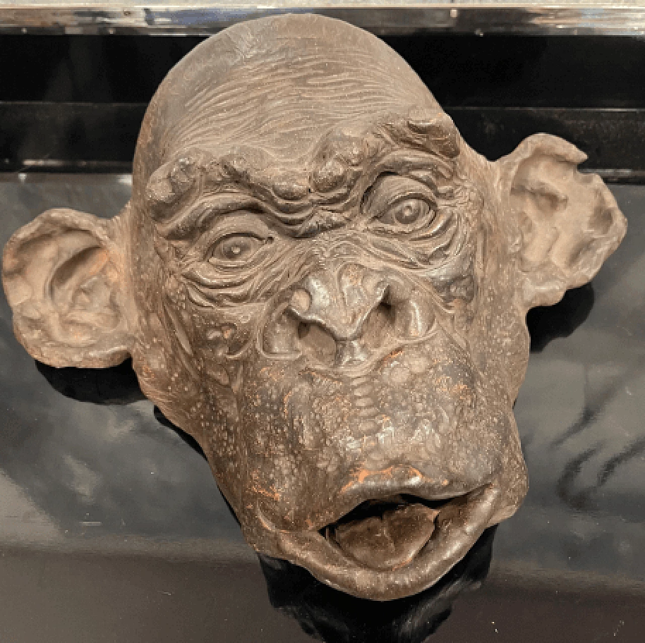 Angelo Zanella, bonobo monkey head, terracotta sculpture, 2019 4