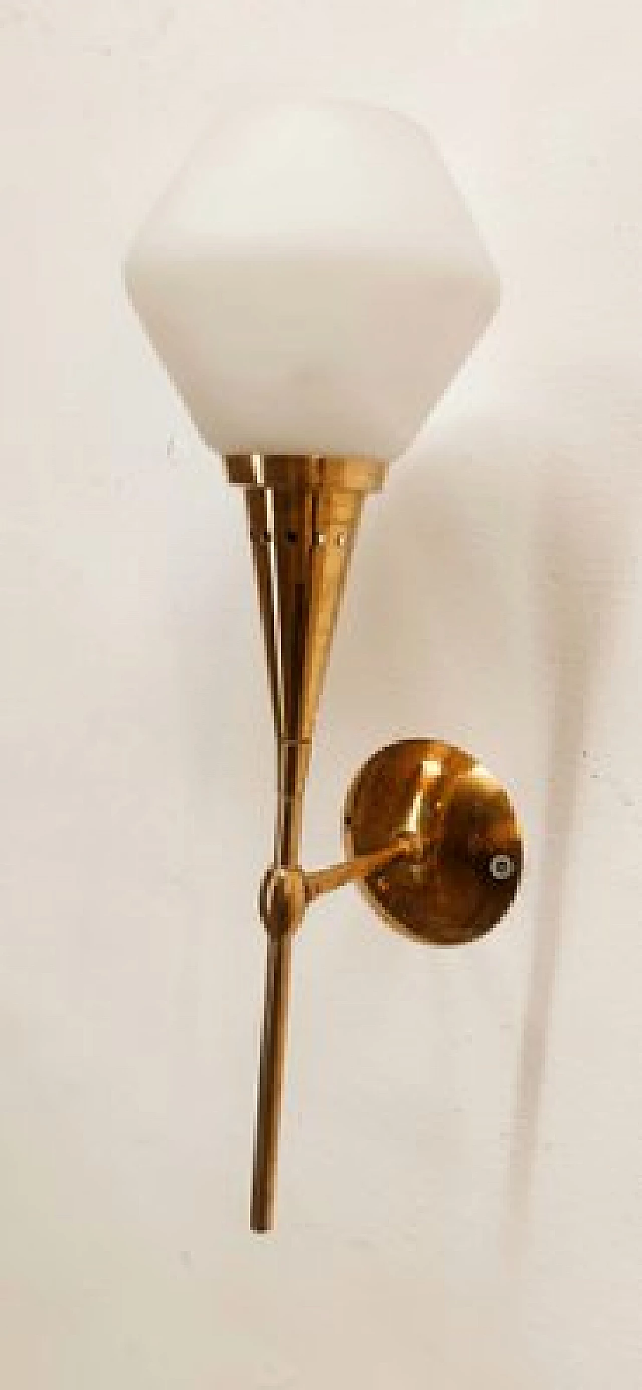 Brass and glass wall light by Stilnovo, 1960s 2