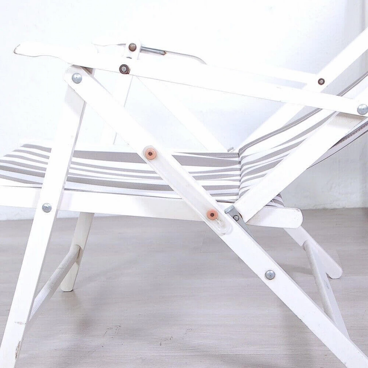3 Folding deck chairs in white wood and fabric by Fratelli Reguitti, 1970s 8