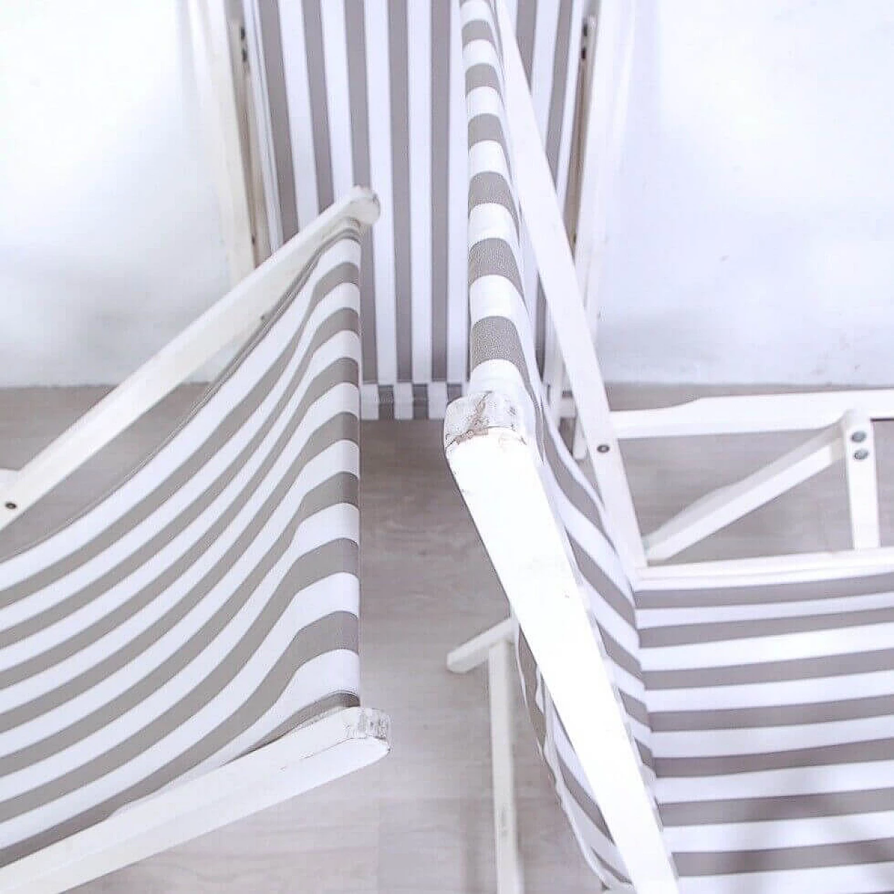 3 Folding deck chairs in white wood and fabric by Fratelli Reguitti, 1970s 11