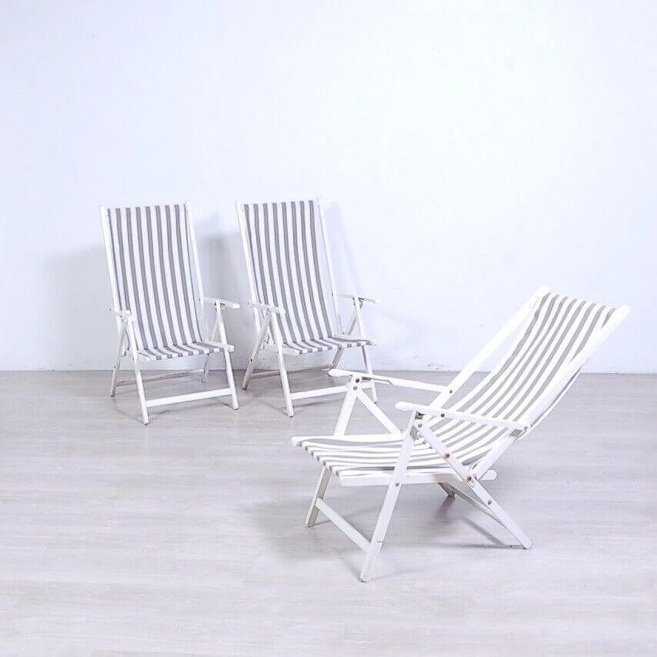 3 Folding deck chairs in white wood and fabric by Fratelli Reguitti, 1970s 14