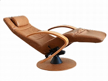 Zero Gravity leather relaxation armchair by Hjellegjerde