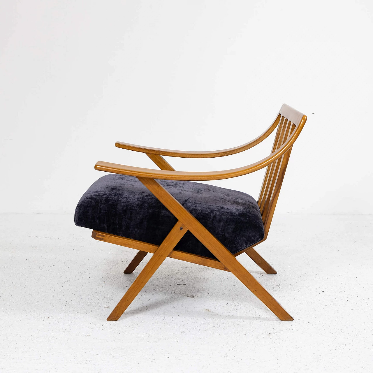 Cherry wood and purple velvet armchair, 1960s 3