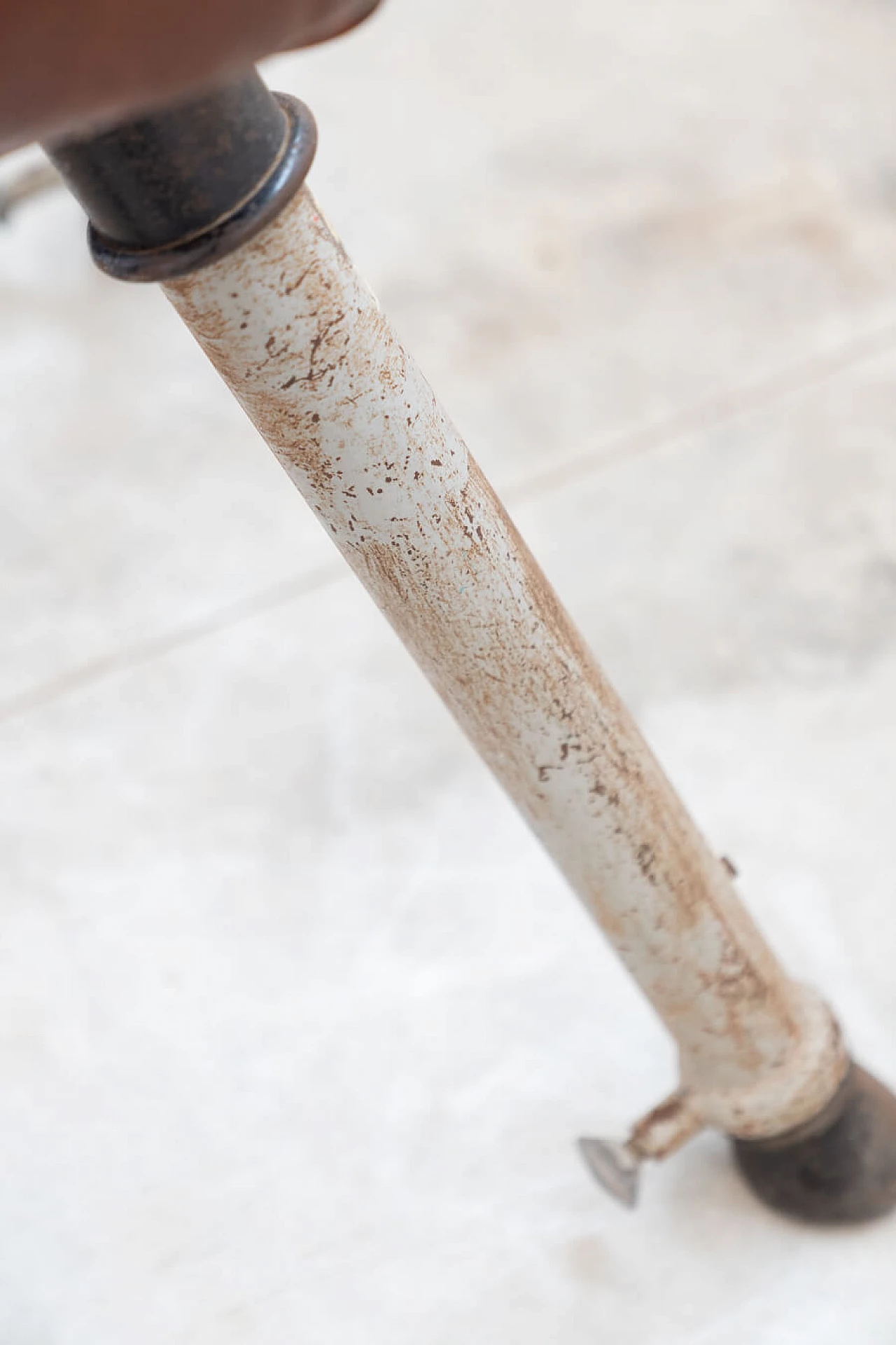 Cavallo da ginnastica in cuoio e metallo, anni '50 16