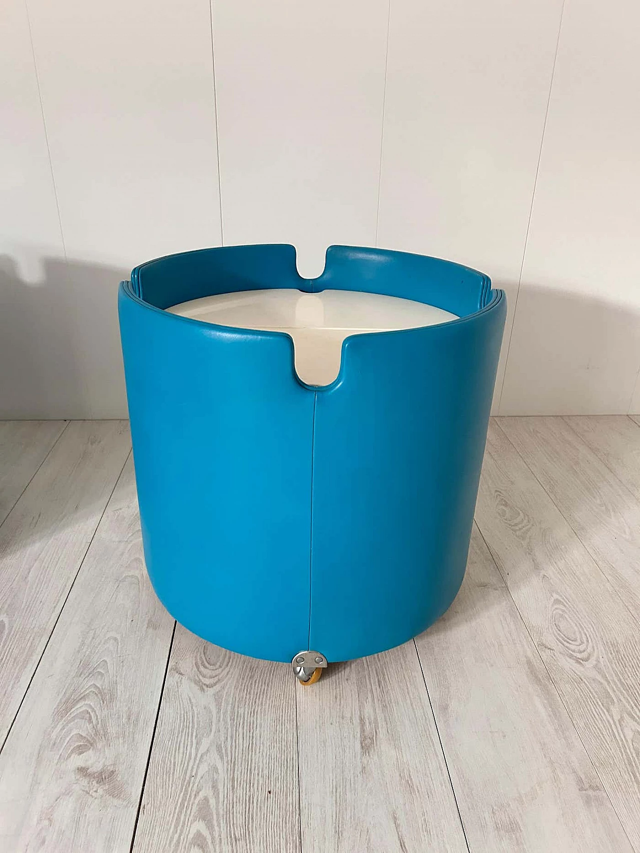 Coppia di comodini Lullaby di Luigi Massoni per Poltrona Frau, anni '70 13