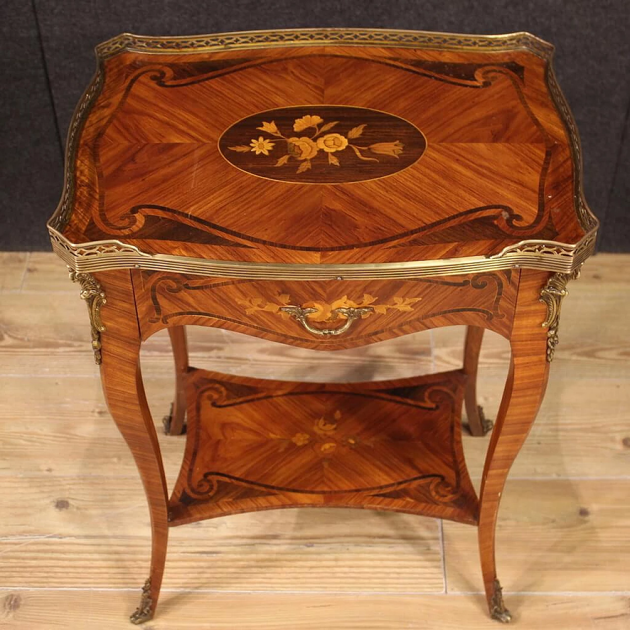Inlaid side table with top adorned with gilded brass ring, 1960s 5