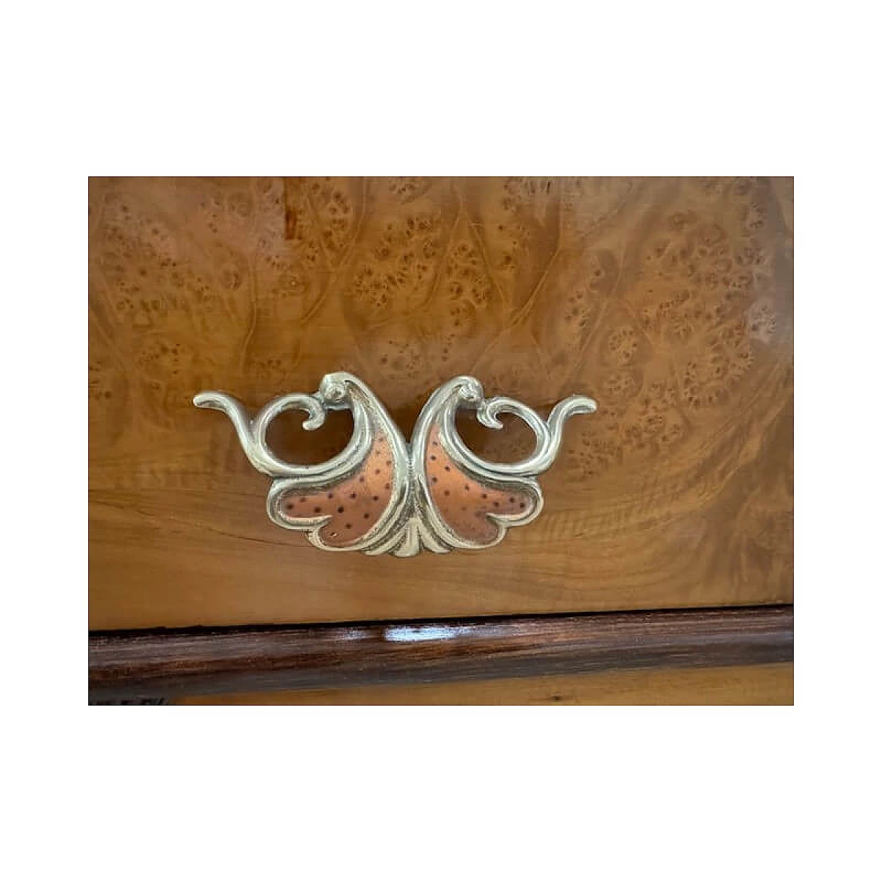 Cassettiera in radica di betulla con fronte a quattro cassetti e piano in vetro, anni '50 14