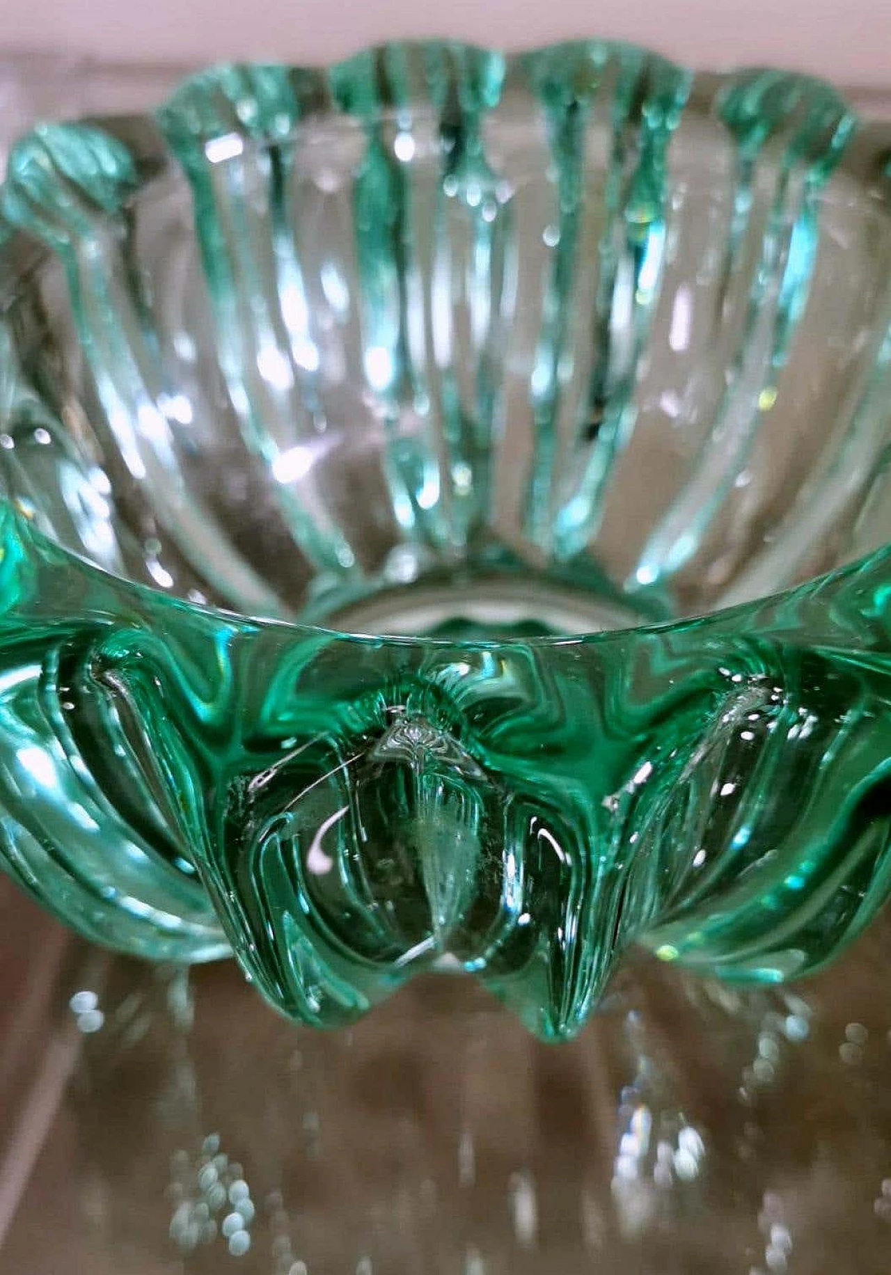 Art Deco bowl in green moulded glass by Pierre D'Avesn, 1930s 10