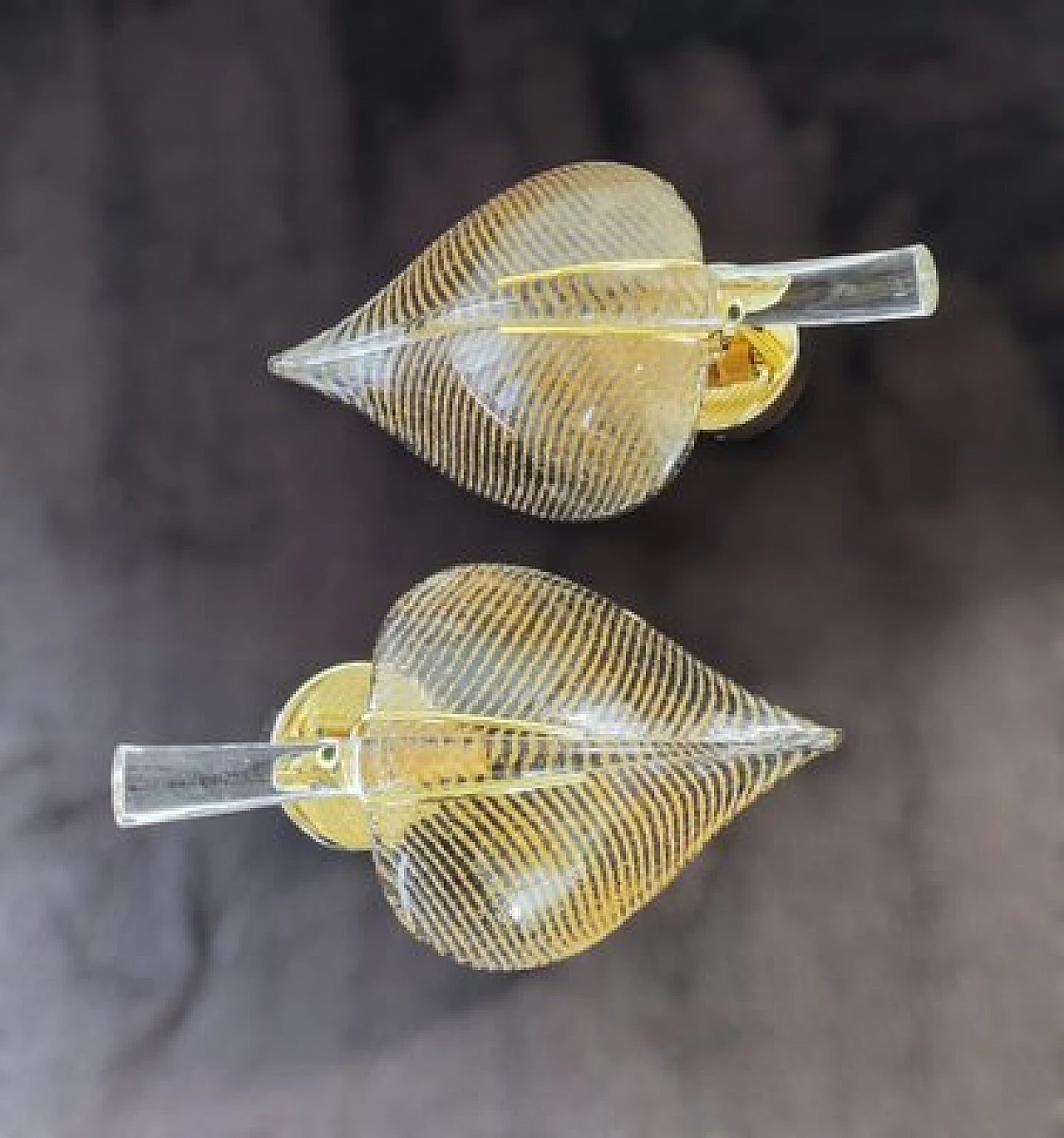 Pair of transparent and gilded Murano glass leaf wall lights, 1980s 7