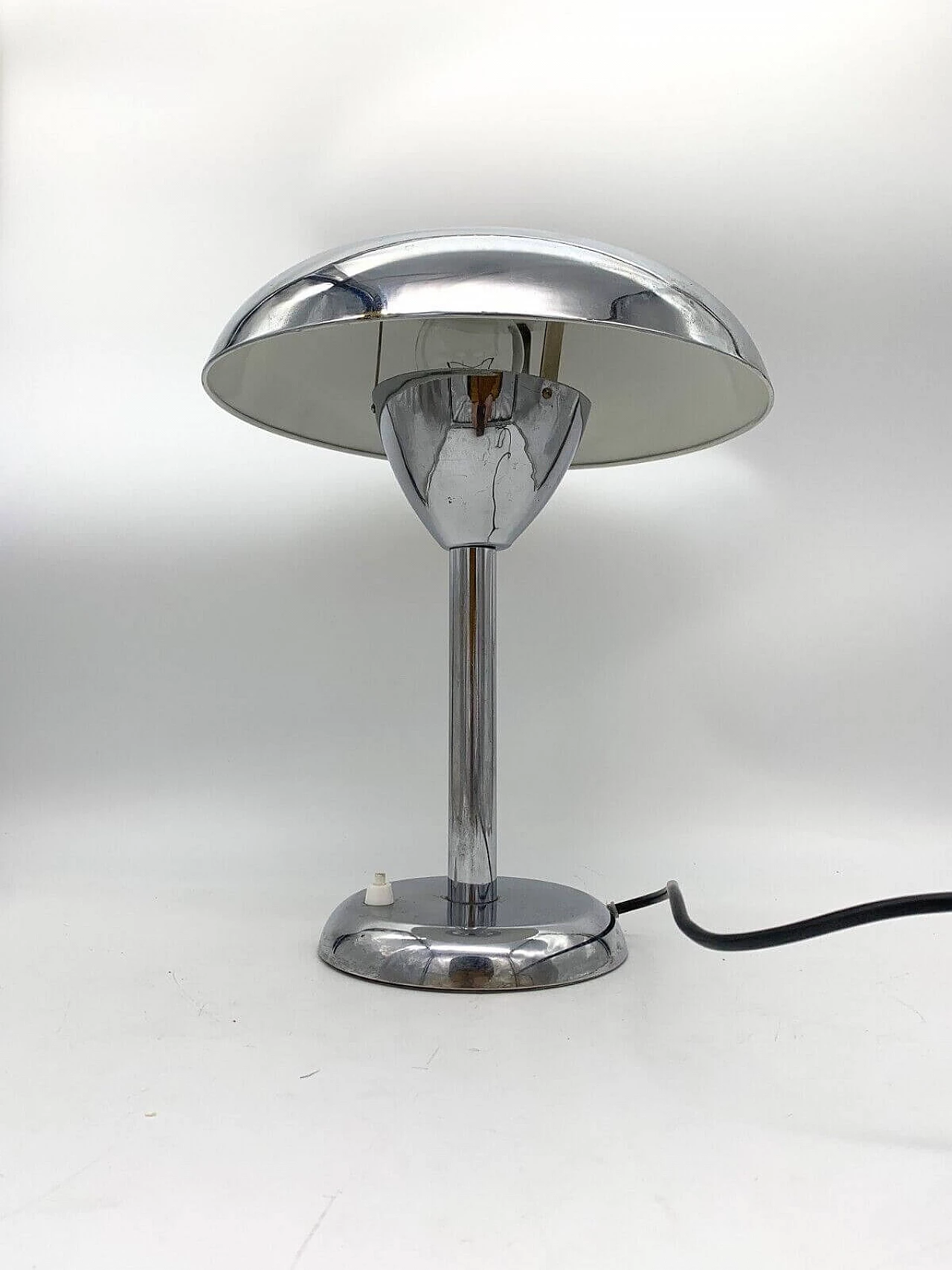 Lampada da tavolo in cromo attribuita a Reggiani, anni '60 3