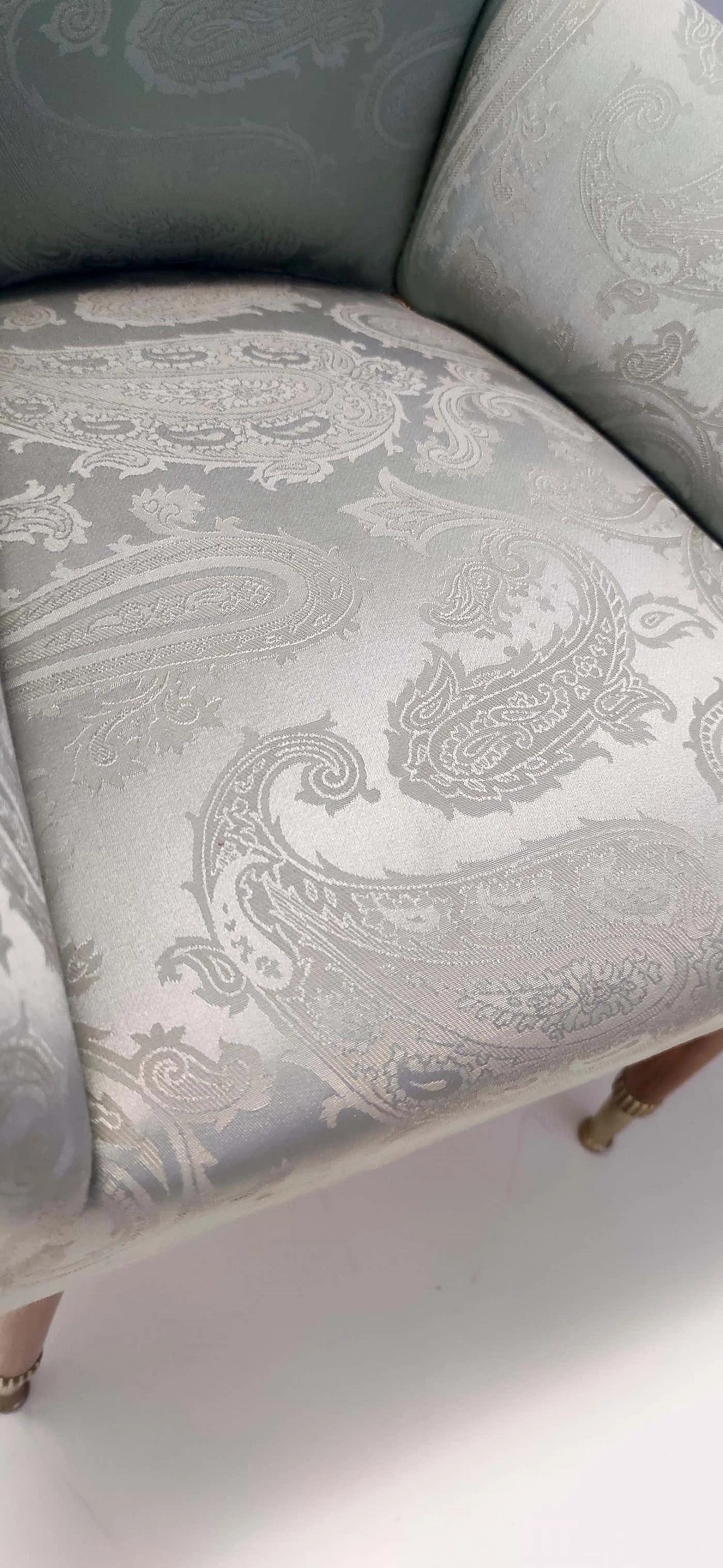 Pair of satin lounge chairs with walnut frame and brass feet, 1950s 4