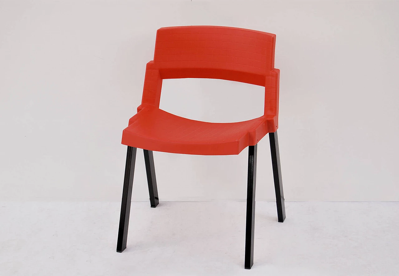 6 red and black dining chairs City  by Lucci & Orlandini for Lamm, 1980s 1