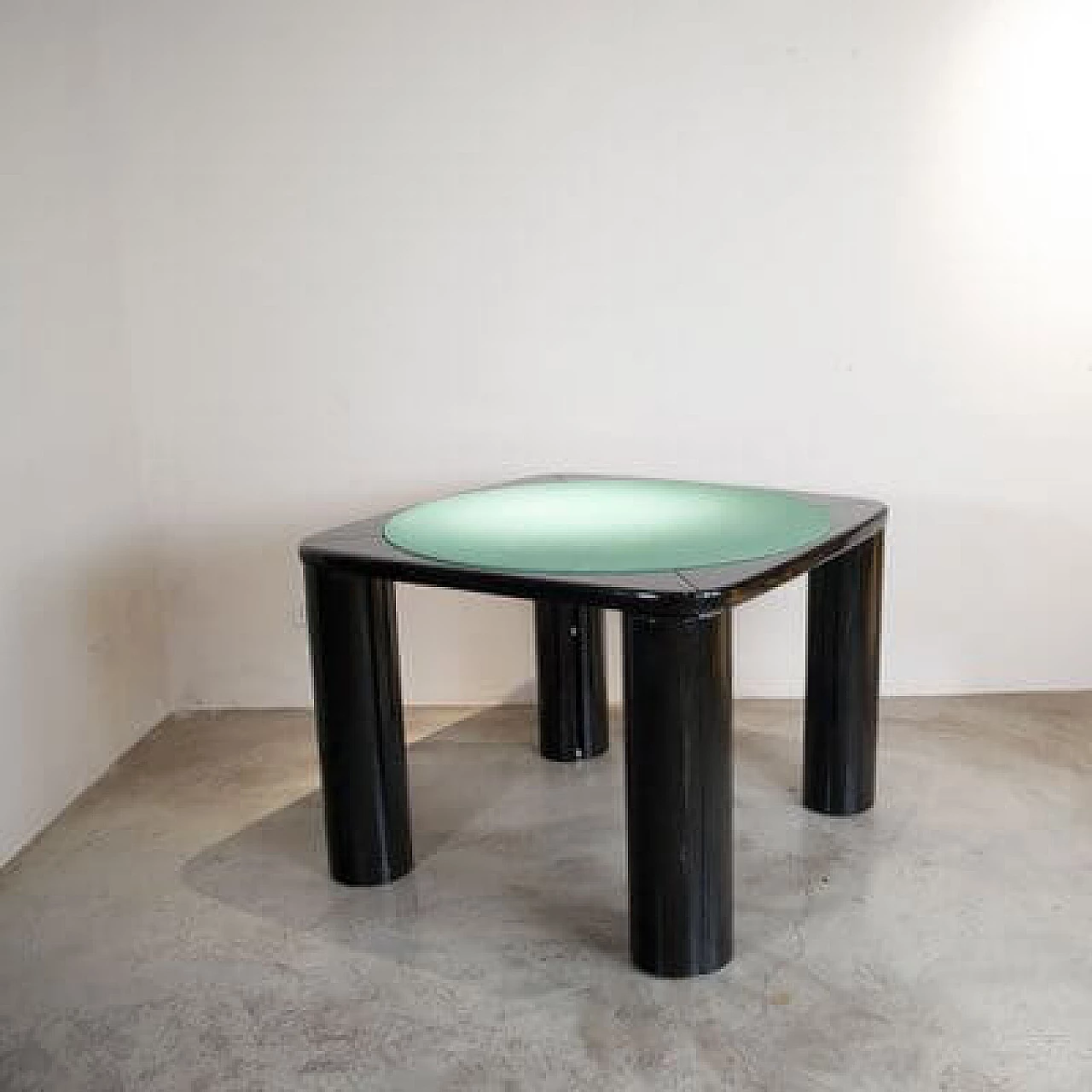 Game table in fabric and black lacquered wood with swivel legs by Pierluigi Molinari for Pozzi, 1970s 7