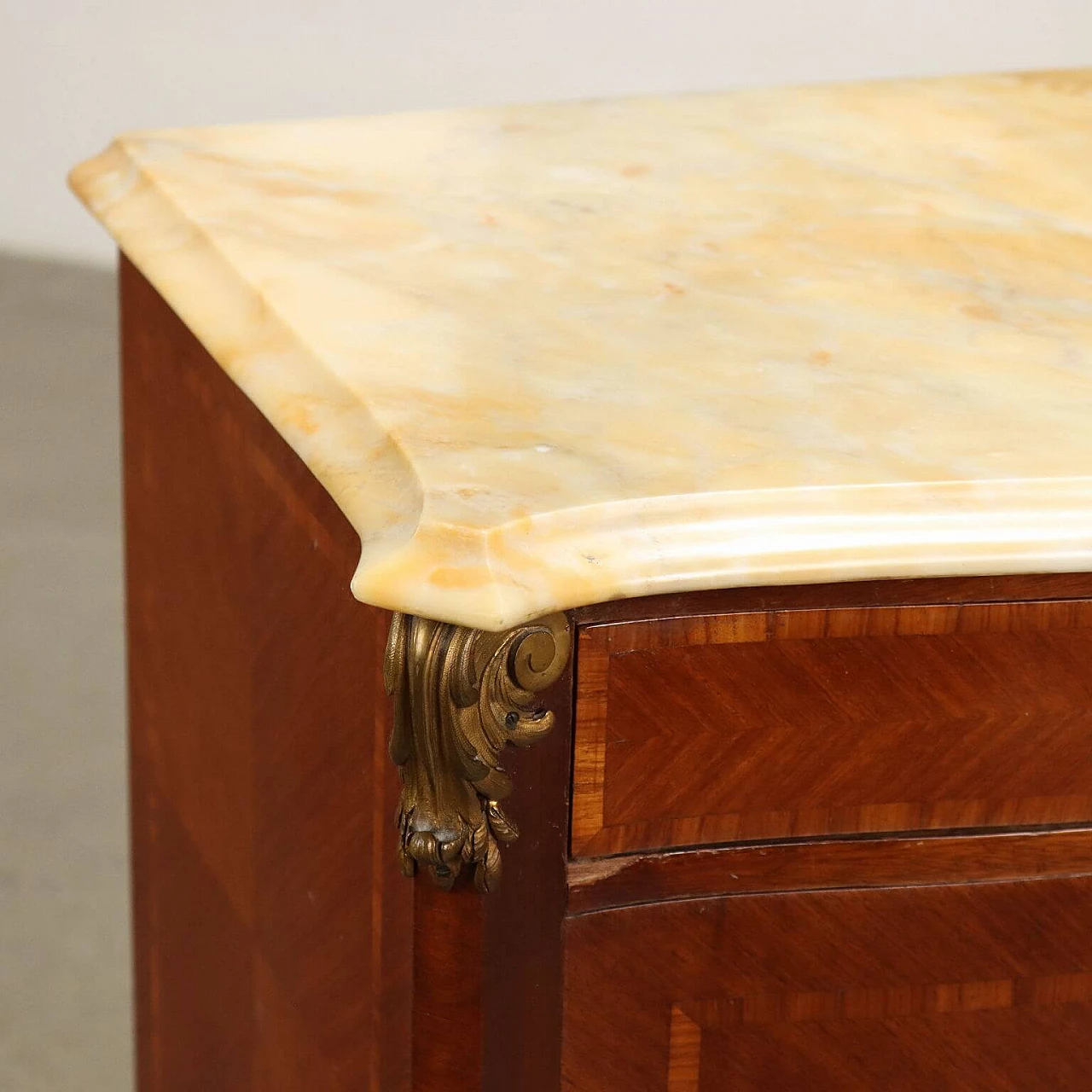 Pair of Louis XV style bedside tables by Stabilimento Grazioli Gaudenzi, early 20th century 4