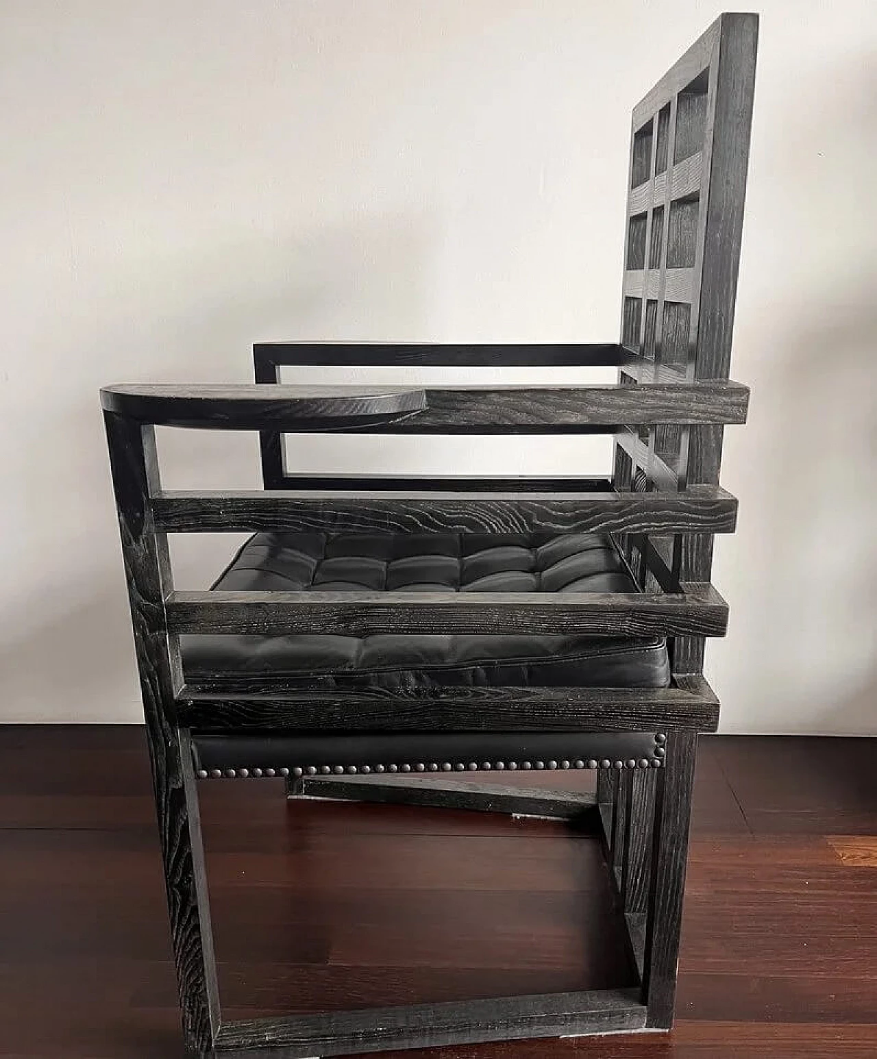 4 Armloffel chairs in black wood and black leather by Josef Hoffmann for Wittman, 1960s 6