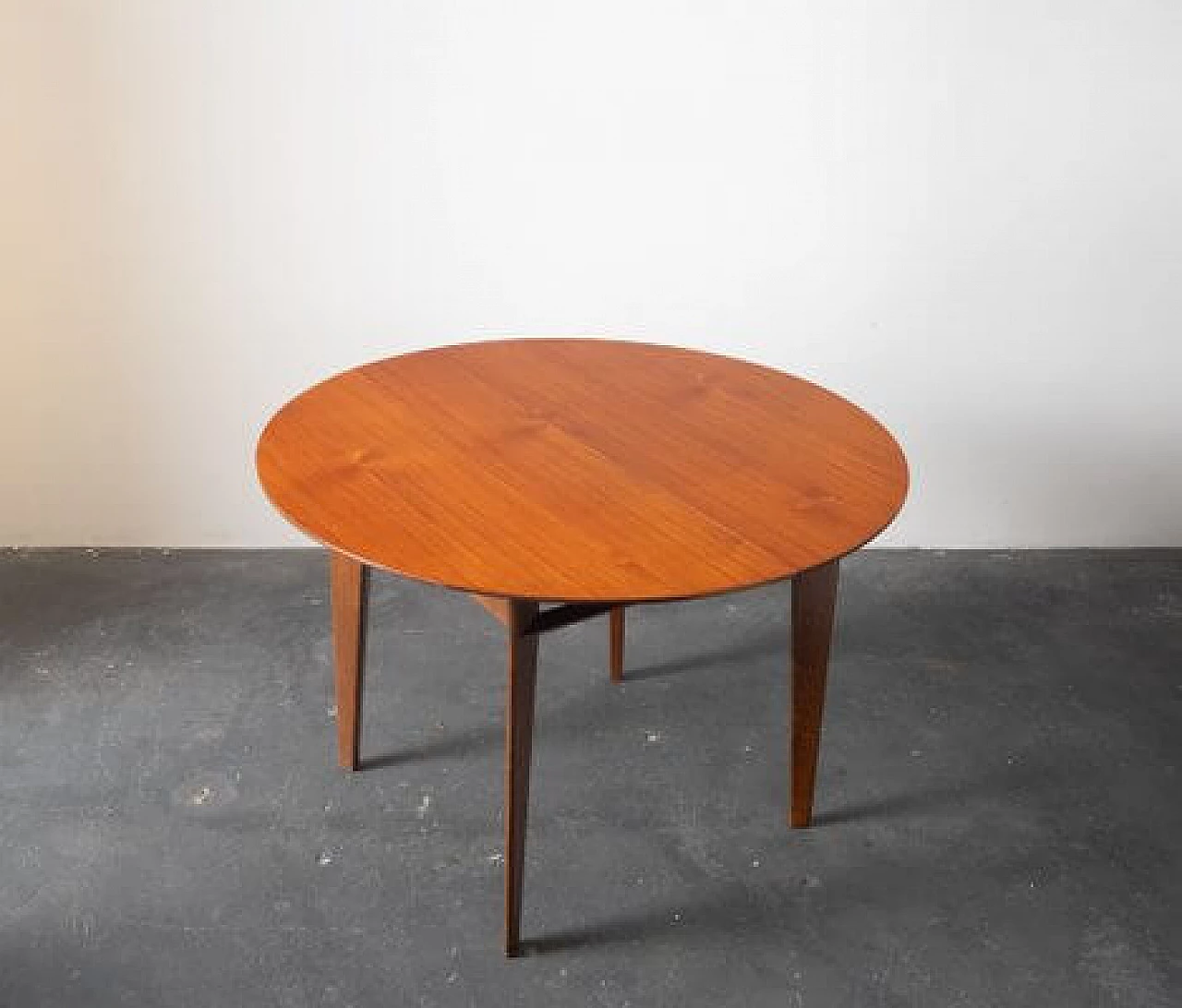 Extendable teak dining table by Dassi, 1960s 1