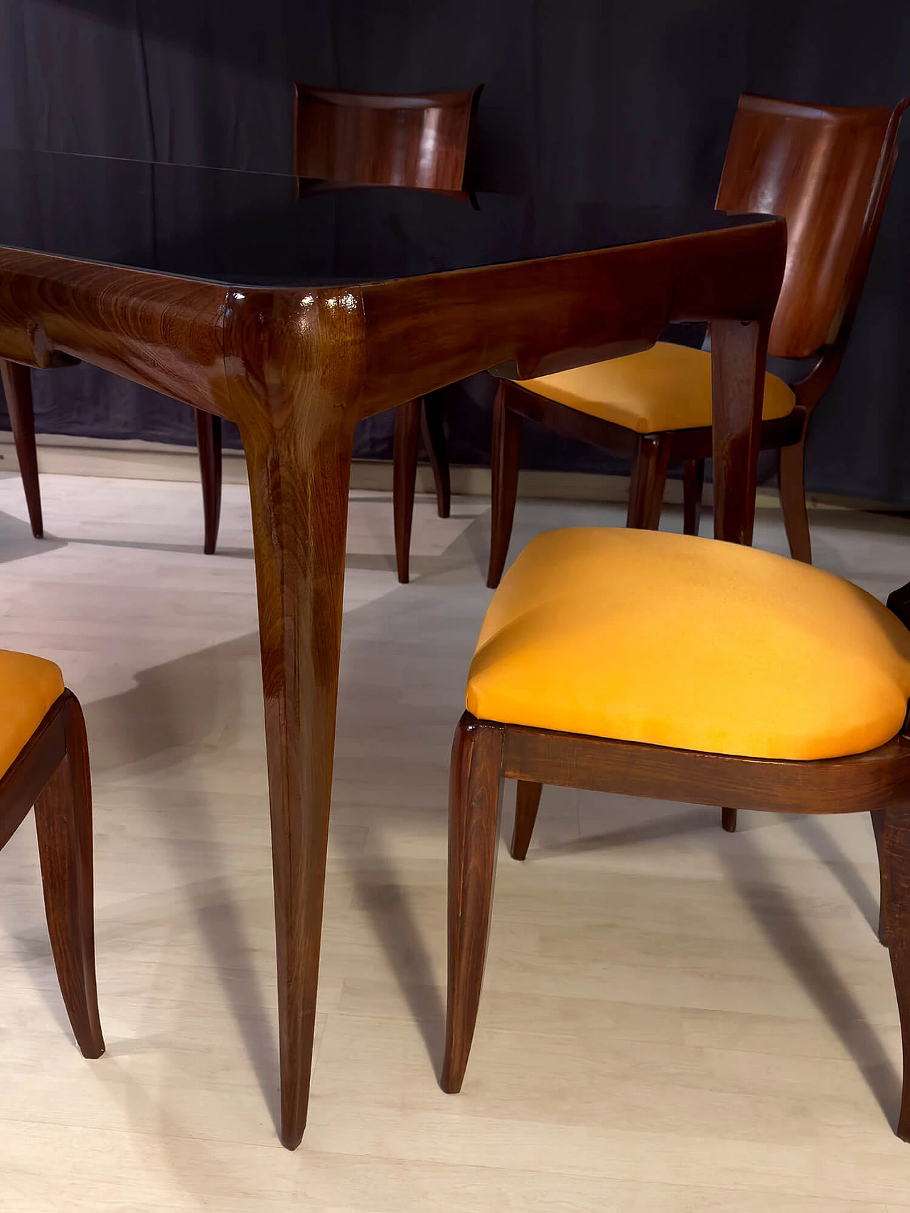 Walnut and black glass table in the style of Gio Ponti, 1950s 17