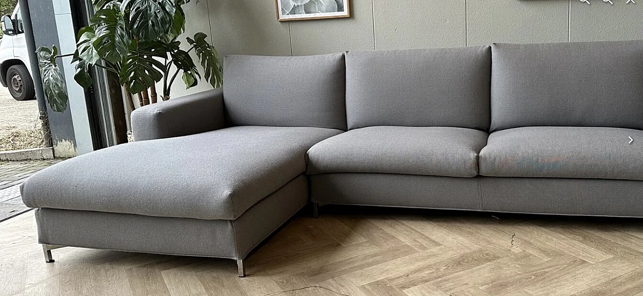 Box corner sofa by Piero Lissoni for Living Divani 3