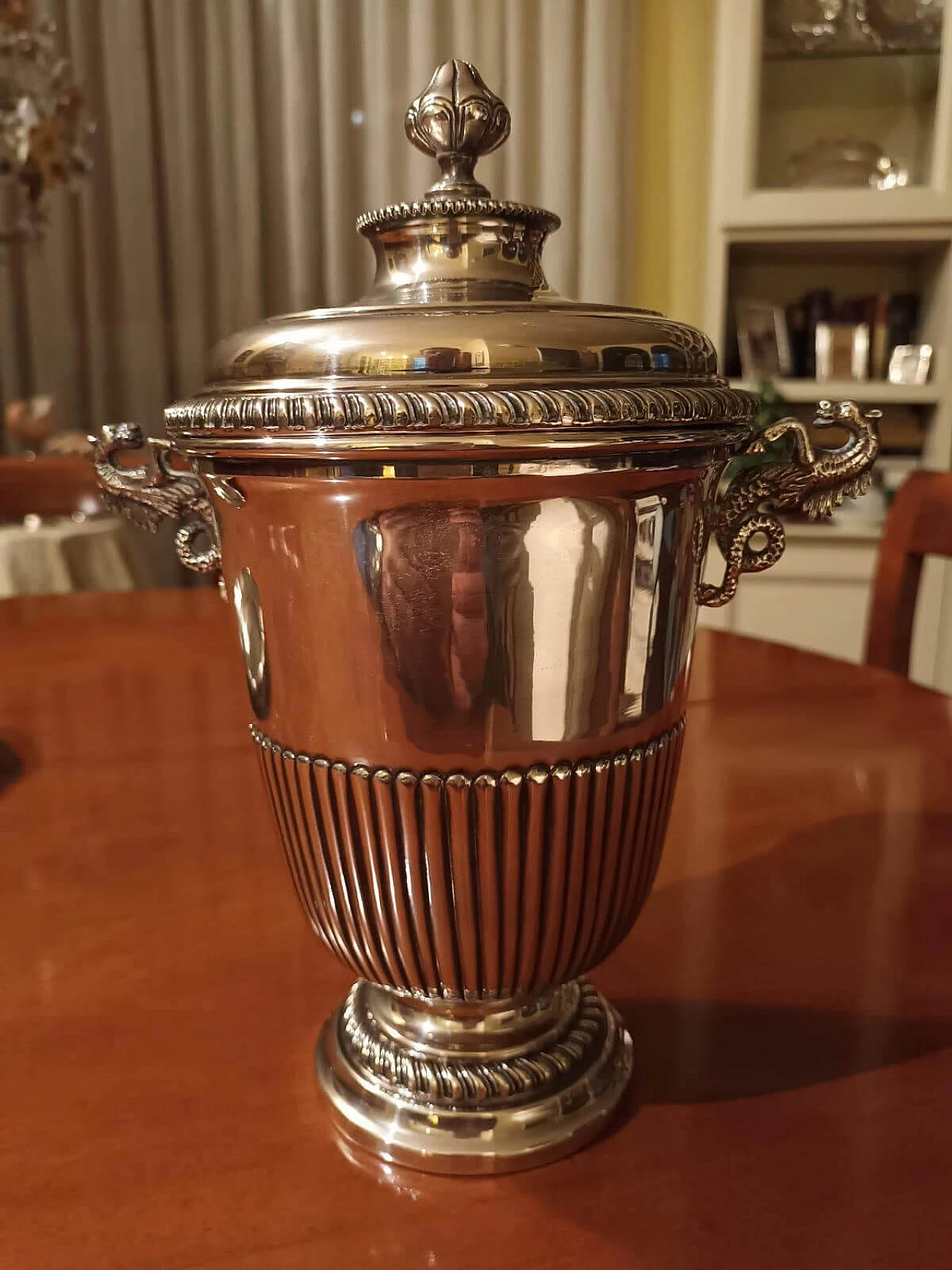 Silver cup with hallmark, 1920s 1