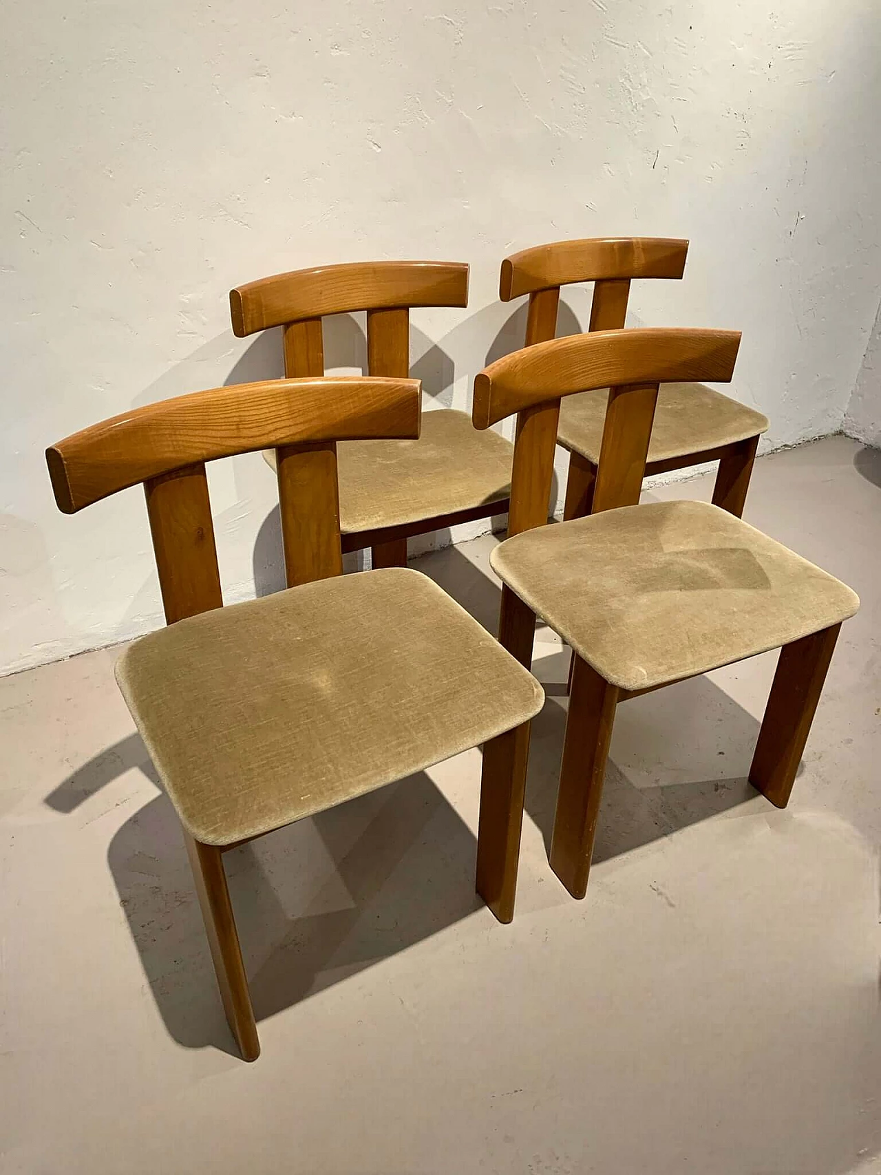 4 Chairs in wood and velvet by Luigi Vaghi for Former, 1970s 4
