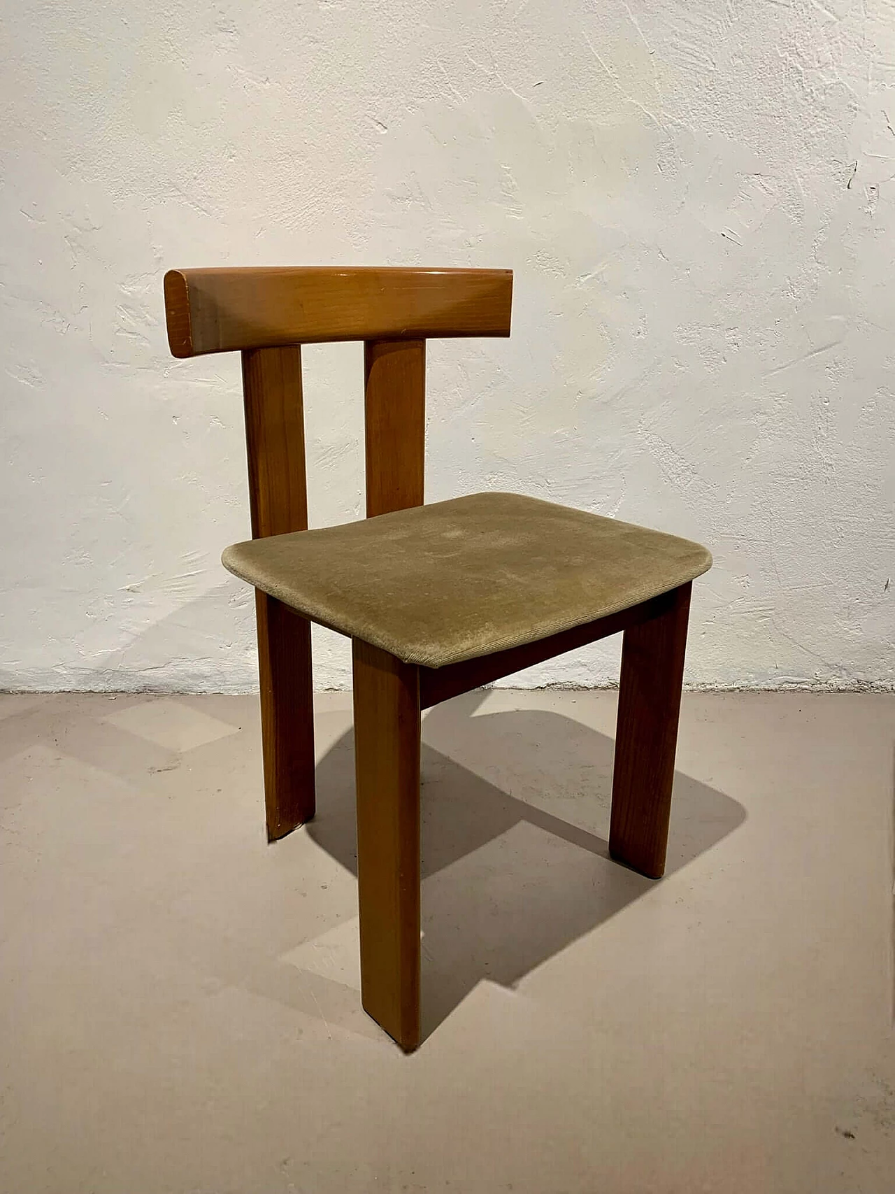 4 Chairs in wood and velvet by Luigi Vaghi for Former, 1970s 5