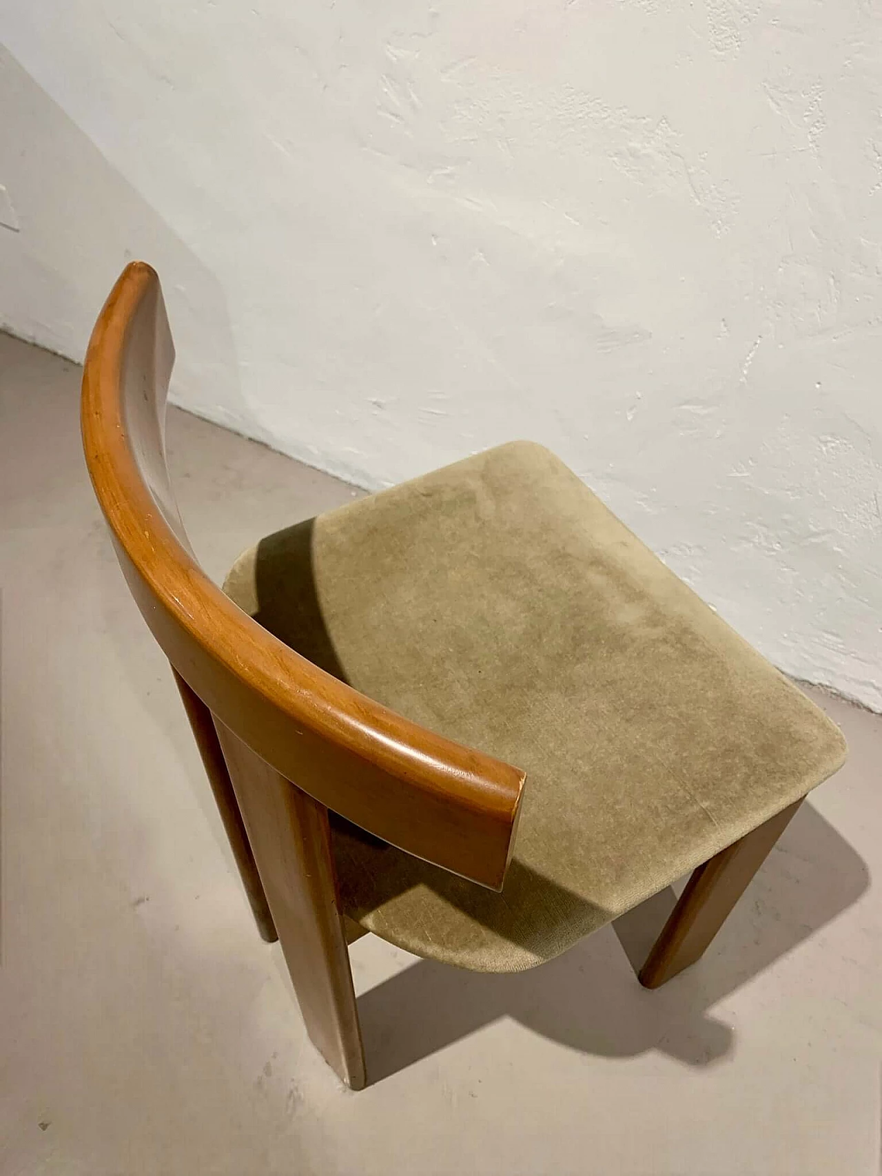 4 Chairs in wood and velvet by Luigi Vaghi for Former, 1970s 6