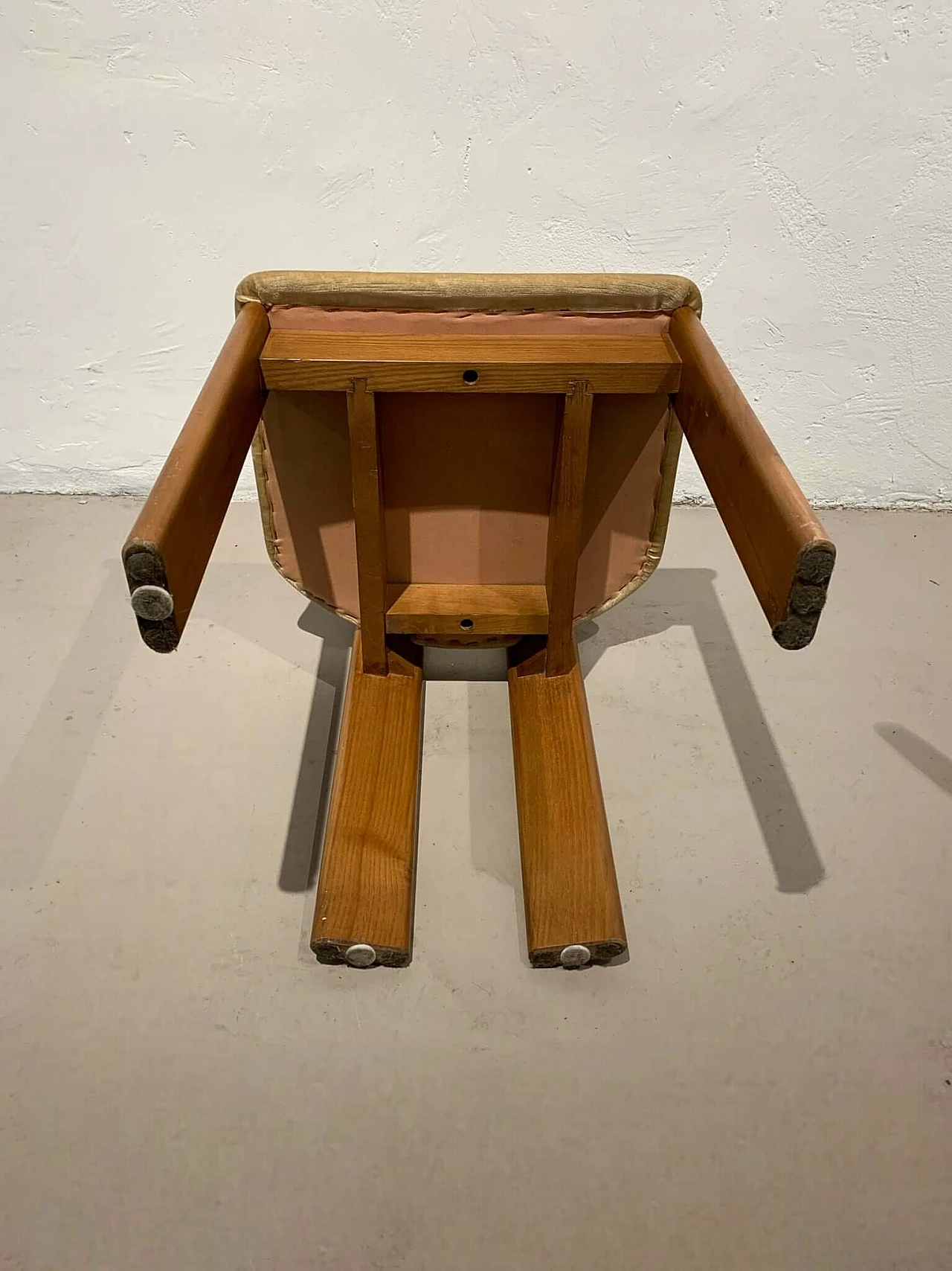 4 Sedie in legno e velluto di Luigi Vaghi per Former, anni '70 8