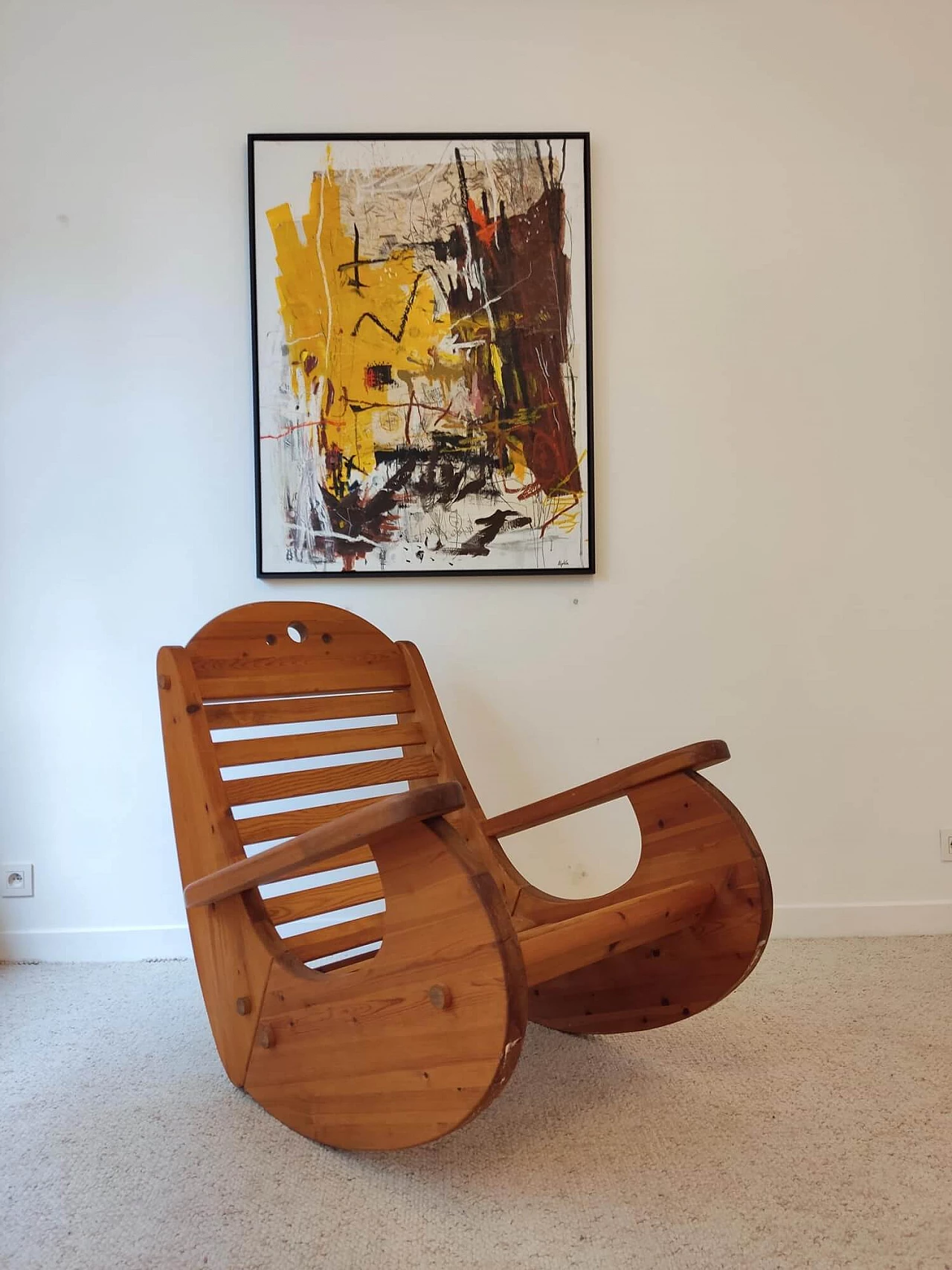 Scandinavian pine rocking chair, 1970s 2