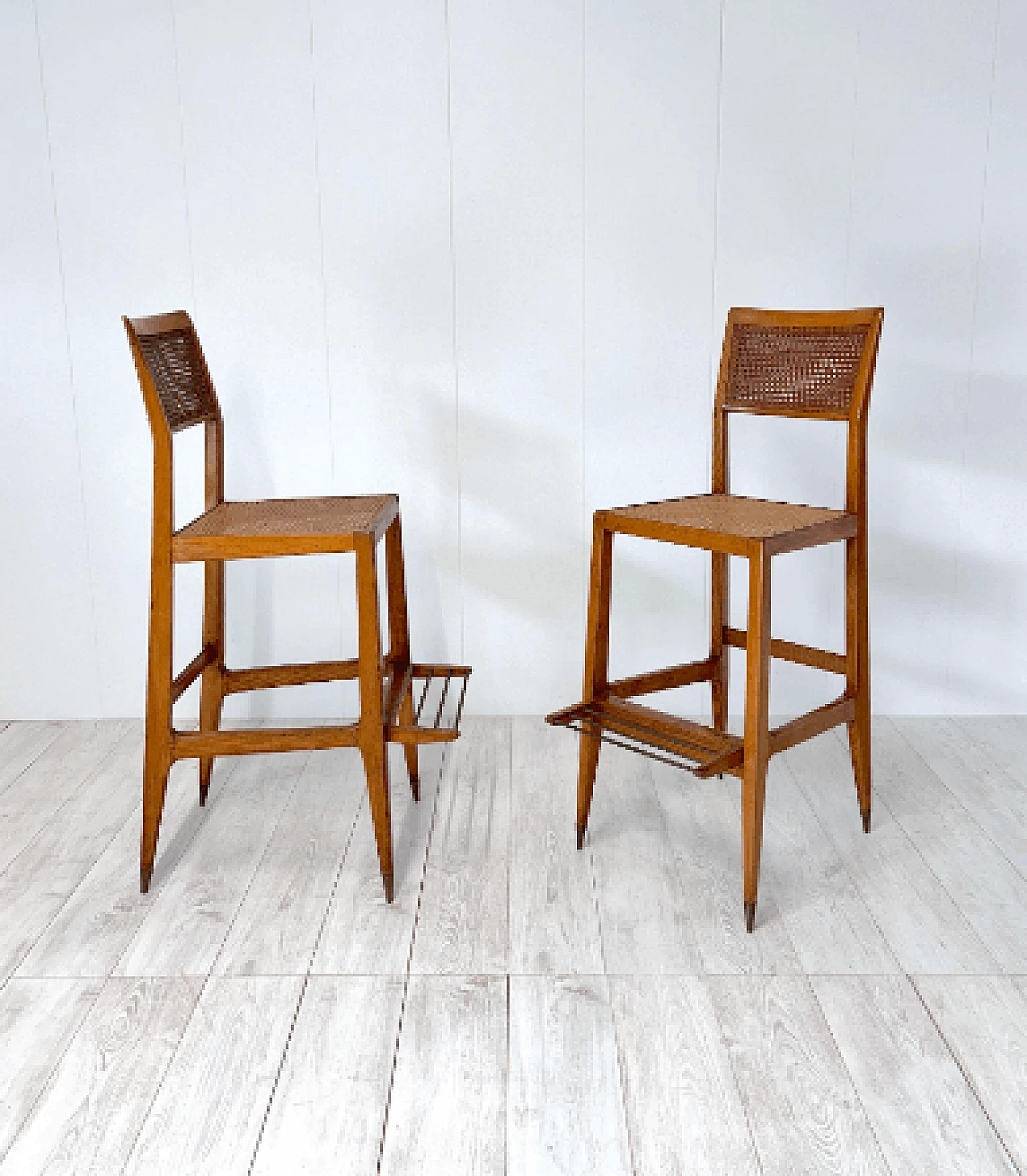 Pair of croupier stools by Gio Ponti for the Sanremo Casino, 1950s 3