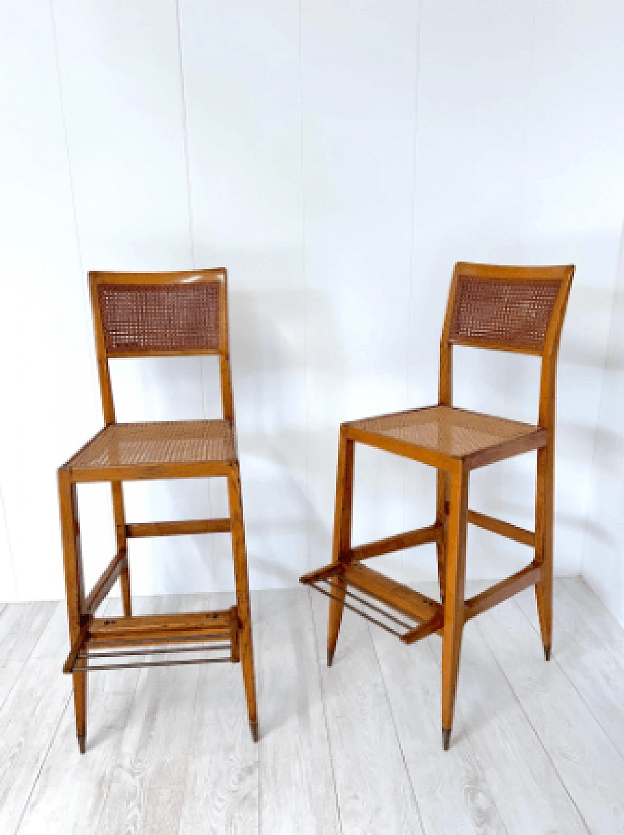 Pair of croupier stools by Gio Ponti for the Sanremo Casino, 1950s 12