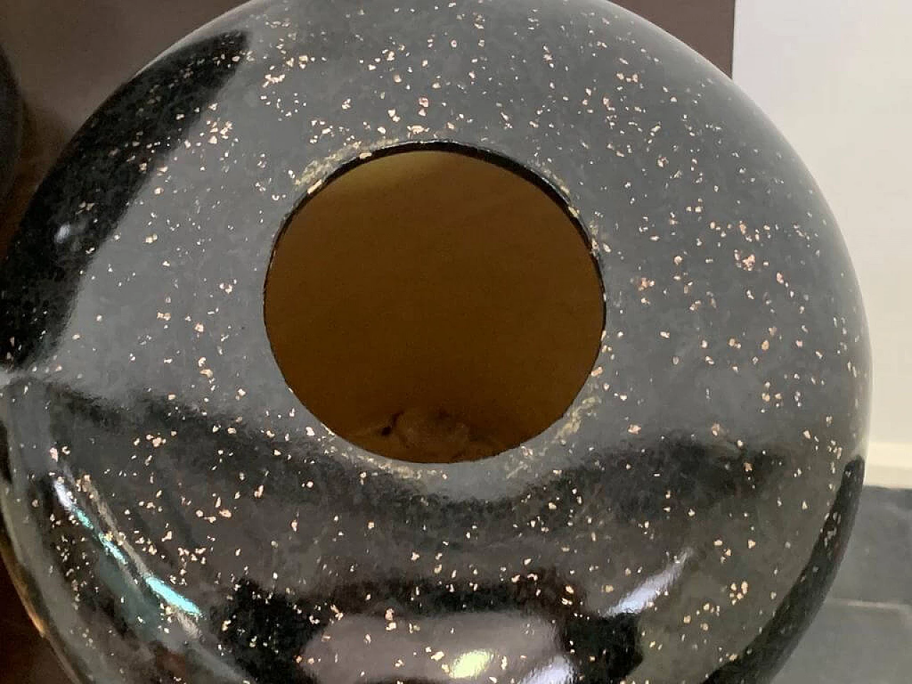 Pair of vases with lid by Lam Lee Group, 1980s 8