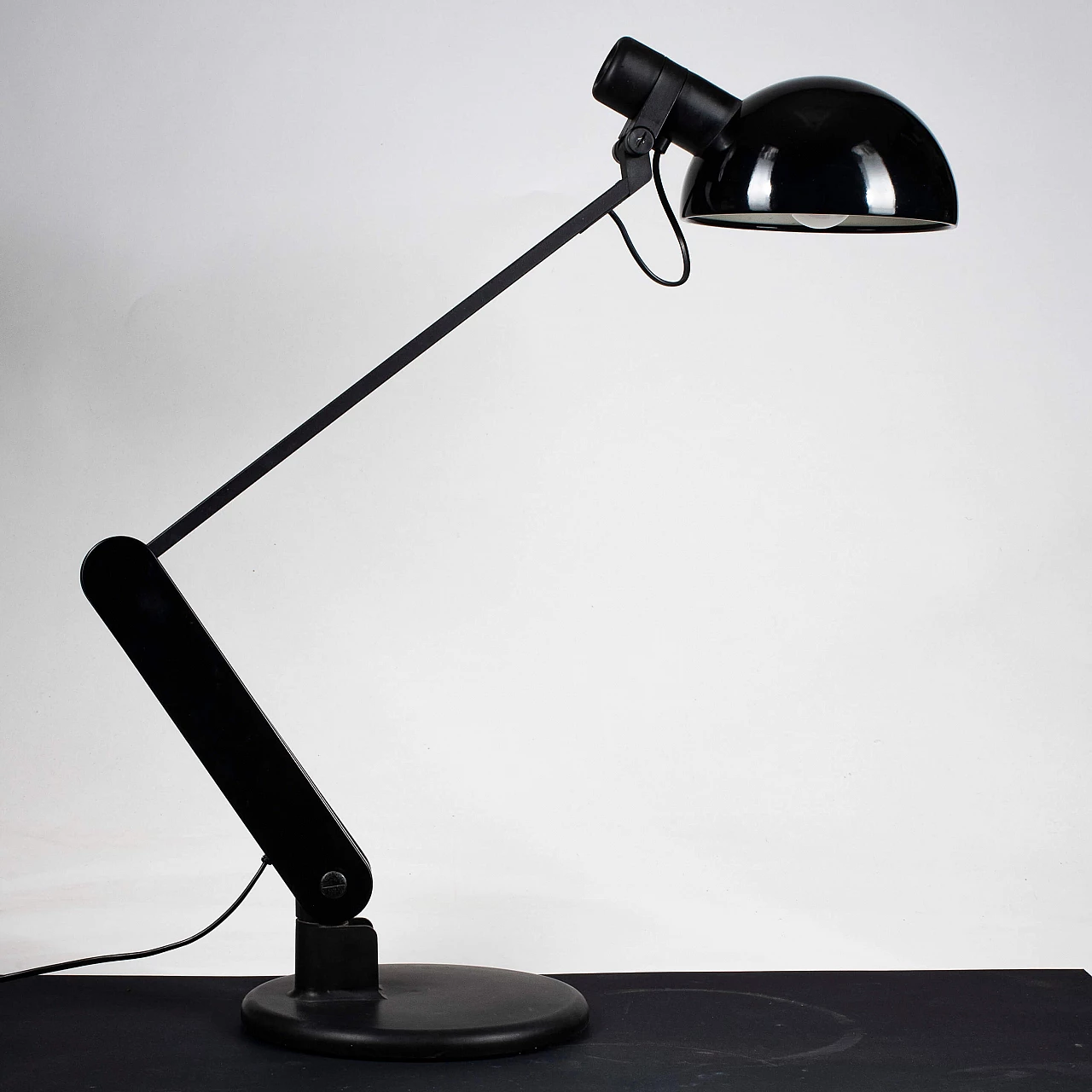 Metal and plastic table lamp by Studio Harvey Guzzini, 1980s 7