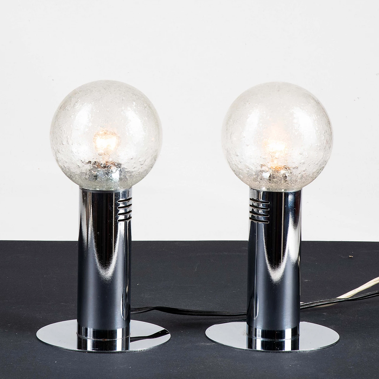 Pair of steel and glass table lamps by Poliarte, 1970s 2