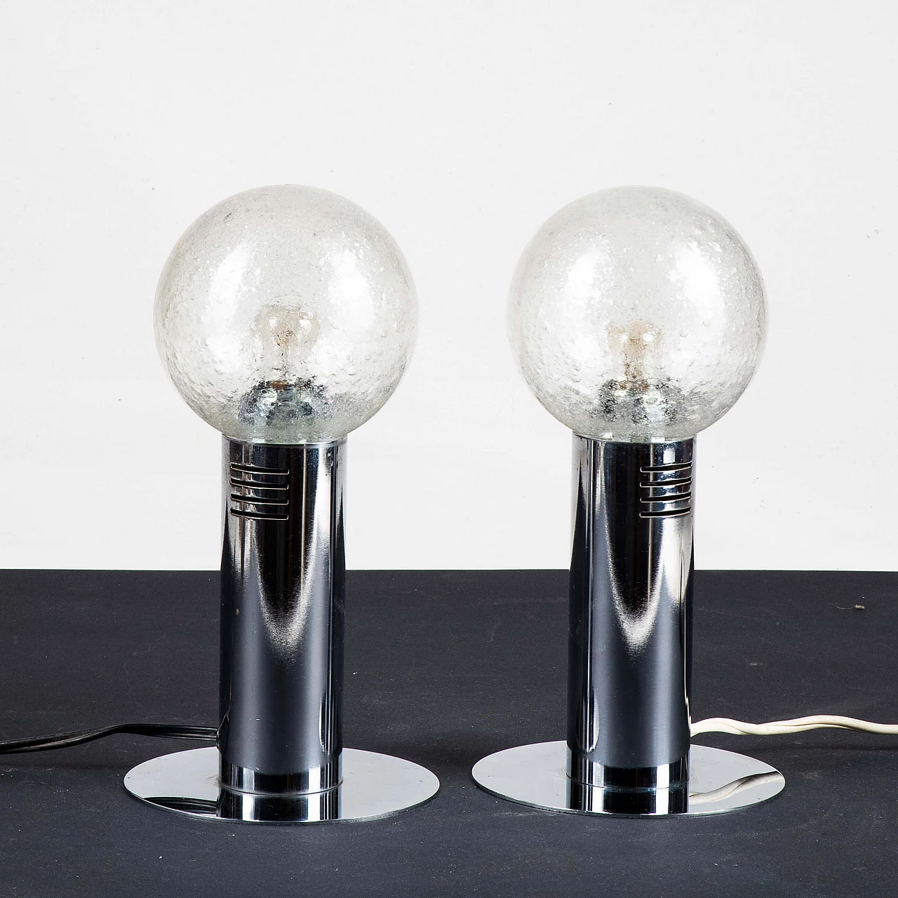 Pair of steel and glass table lamps by Poliarte, 1970s 6