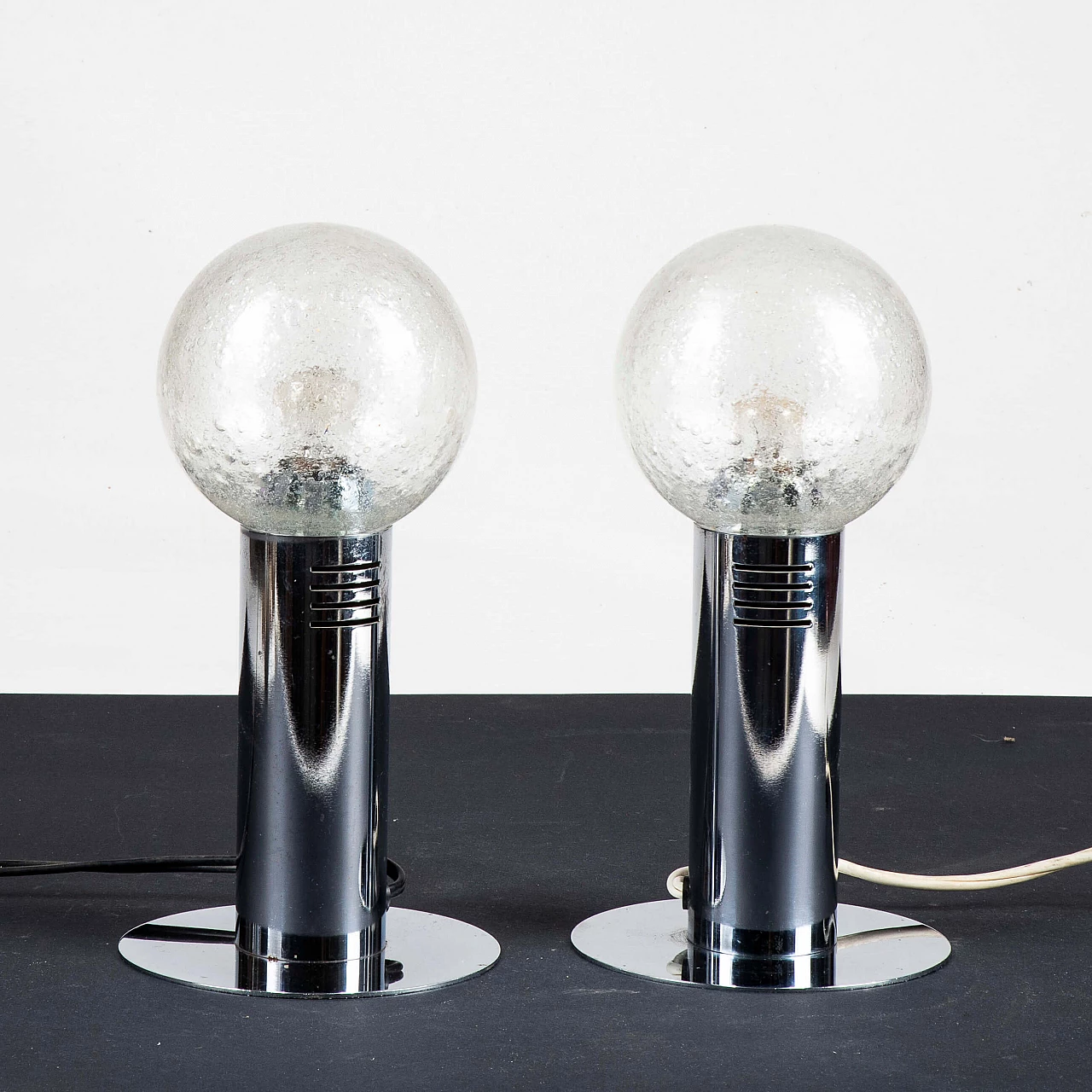 Pair of steel and glass table lamps by Poliarte, 1970s 7