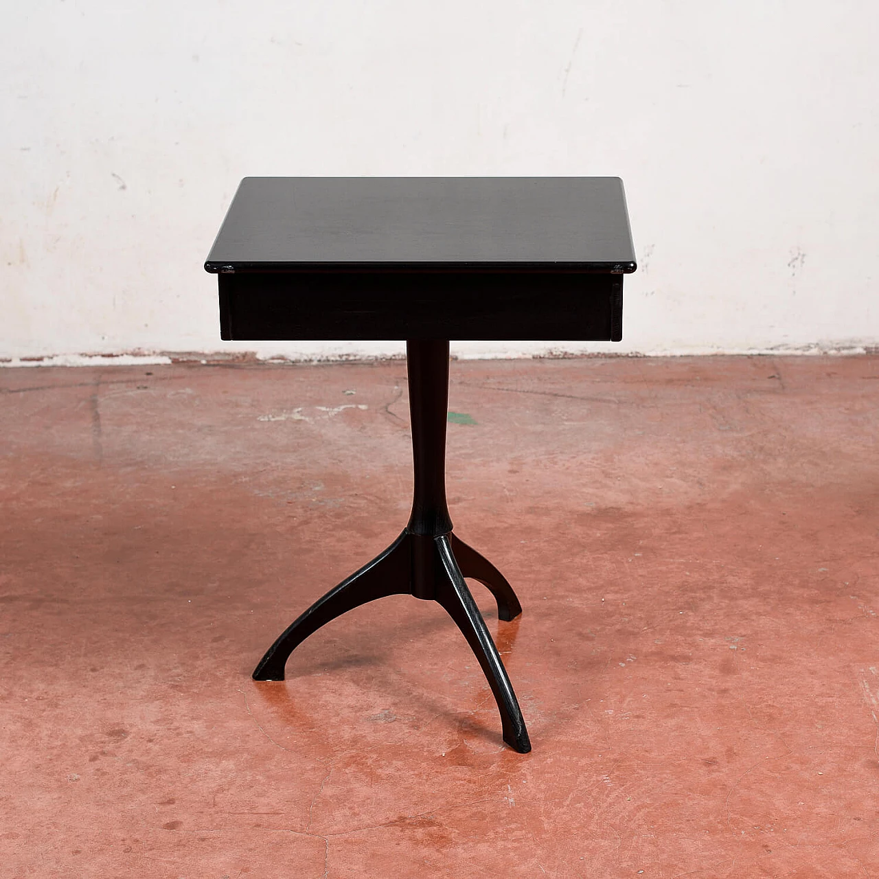 The Shakers 29 coffee table by Alivar 5