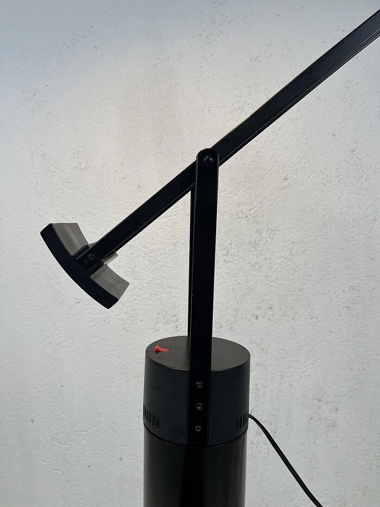 Tizio floor lamp by Richard Sapper for Artemide, 1970s 2