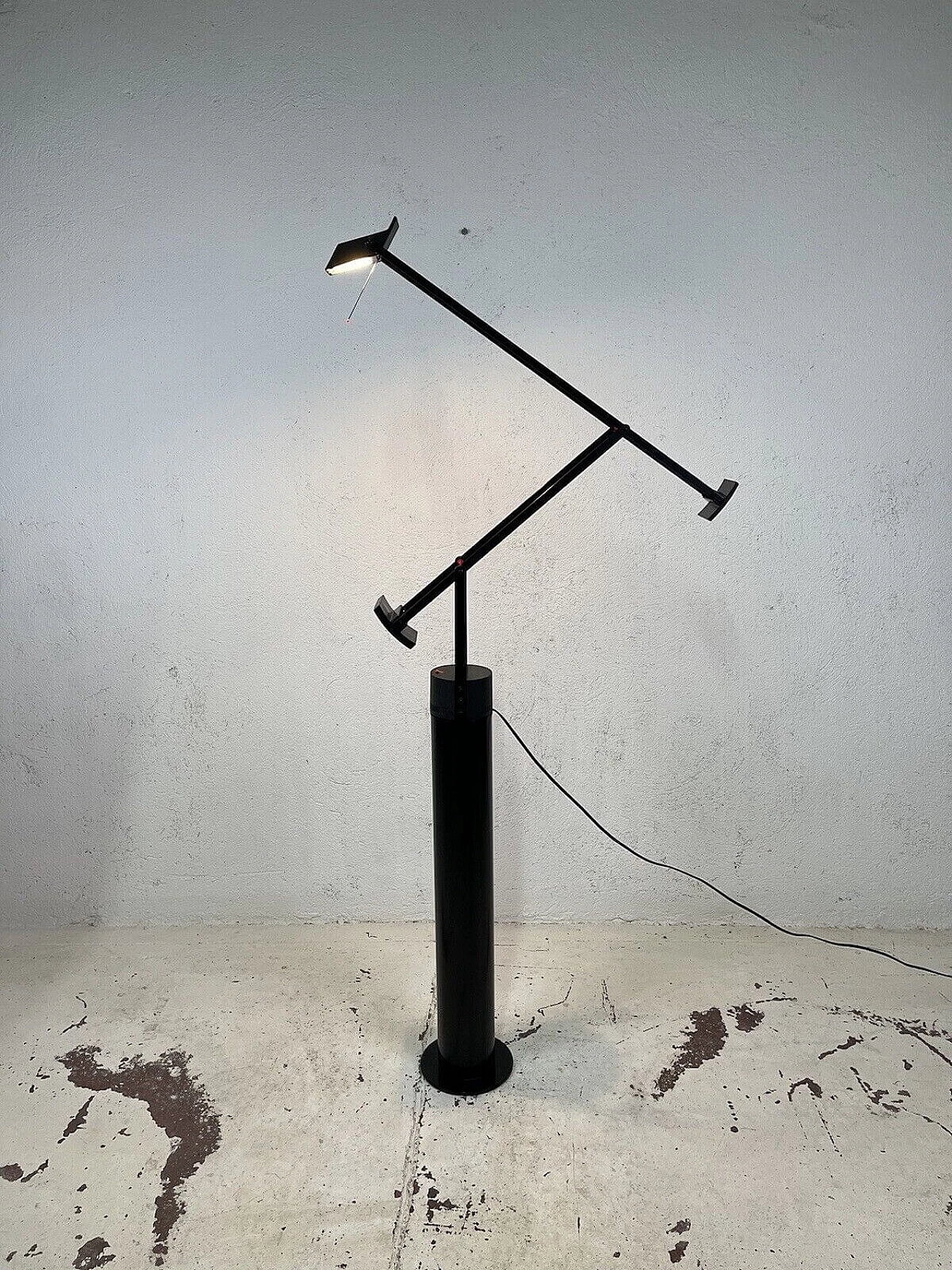 Tizio floor lamp by Richard Sapper for Artemide, 1970s 17