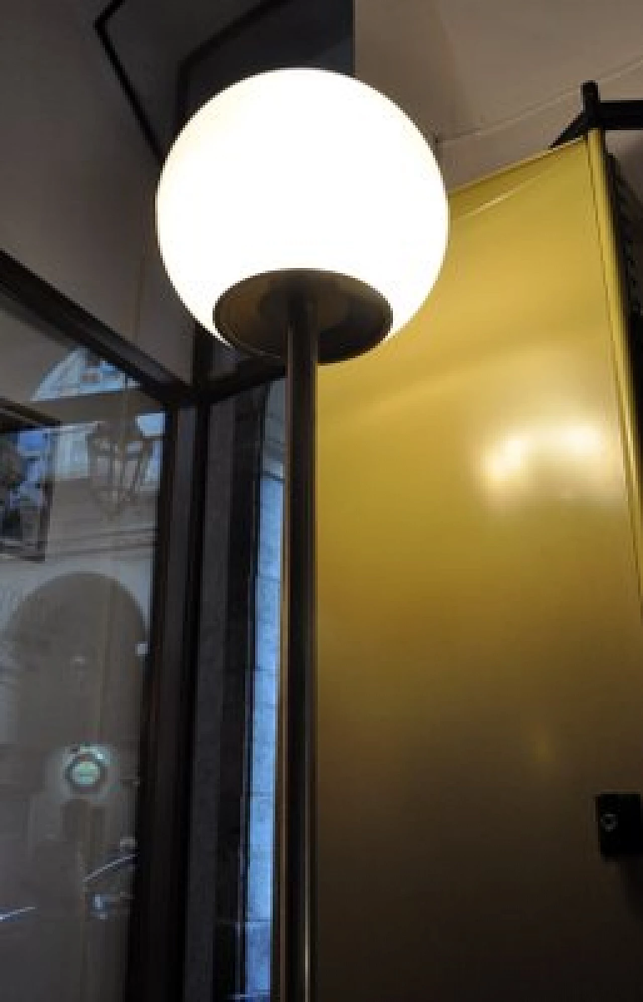 Lampada da terra di Sergio Mazza per Artemide, anni '60 4