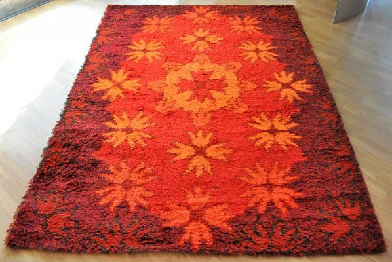 Red Birk-rya rug from Hammer Taepper, 1970s 2