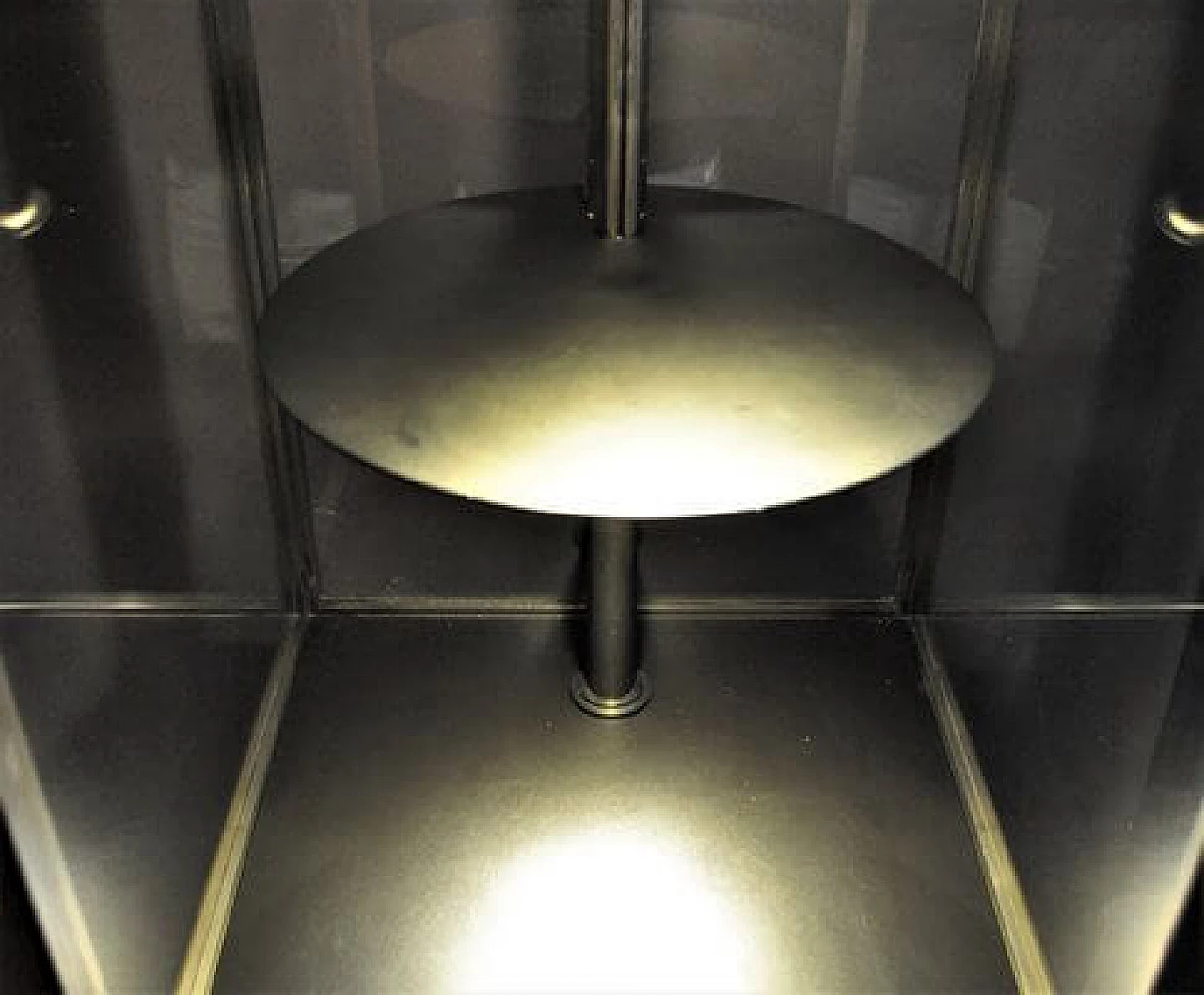 Vetrina per gioielli con struttura in ferro di Gianfranco Cavaglià, 1993 11