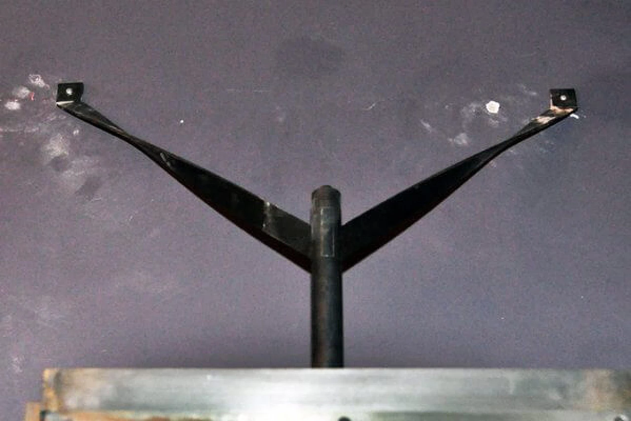 Vetrina per gioielli con struttura in ferro di Gianfranco Cavaglià, 1993 12