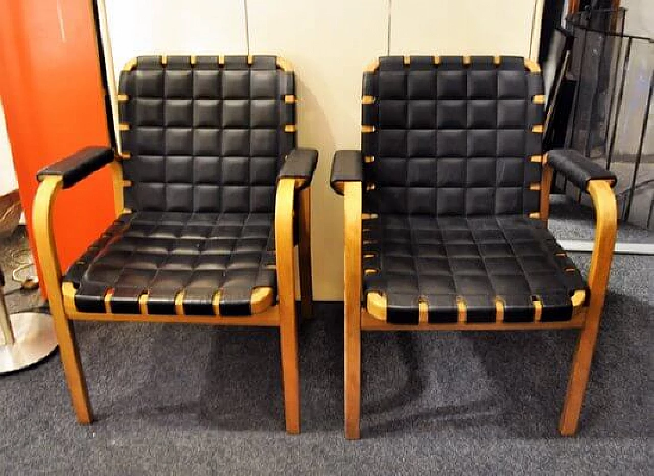 Pair of armchairs 46 by Alvar Aalto for Artek, 1947 1
