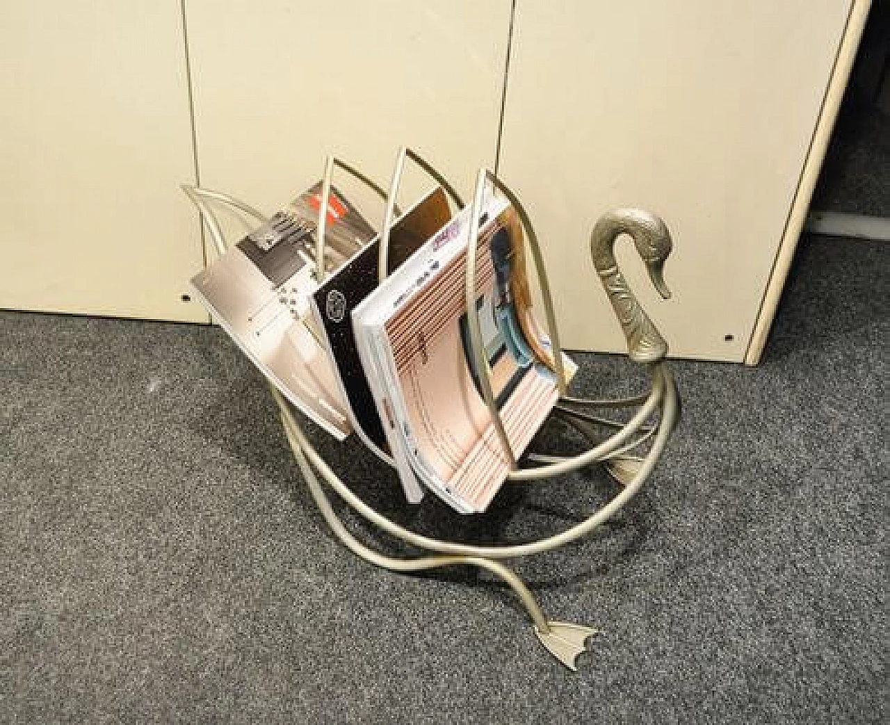 Nickel-plated brass swan magazine rack, 1970s 2